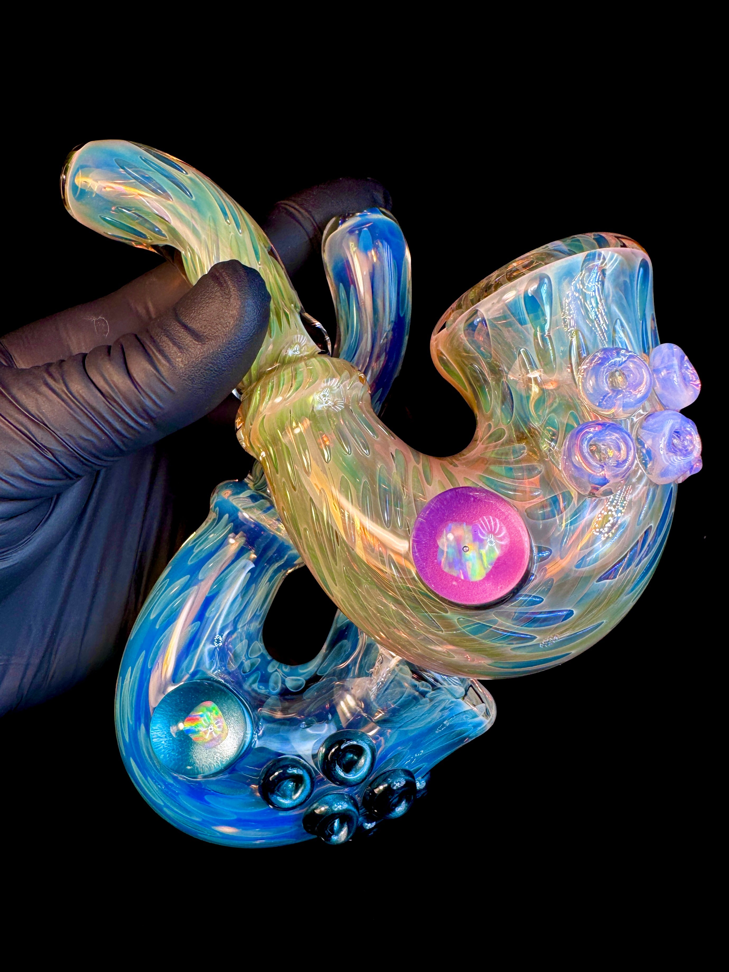 Color changing pipes
