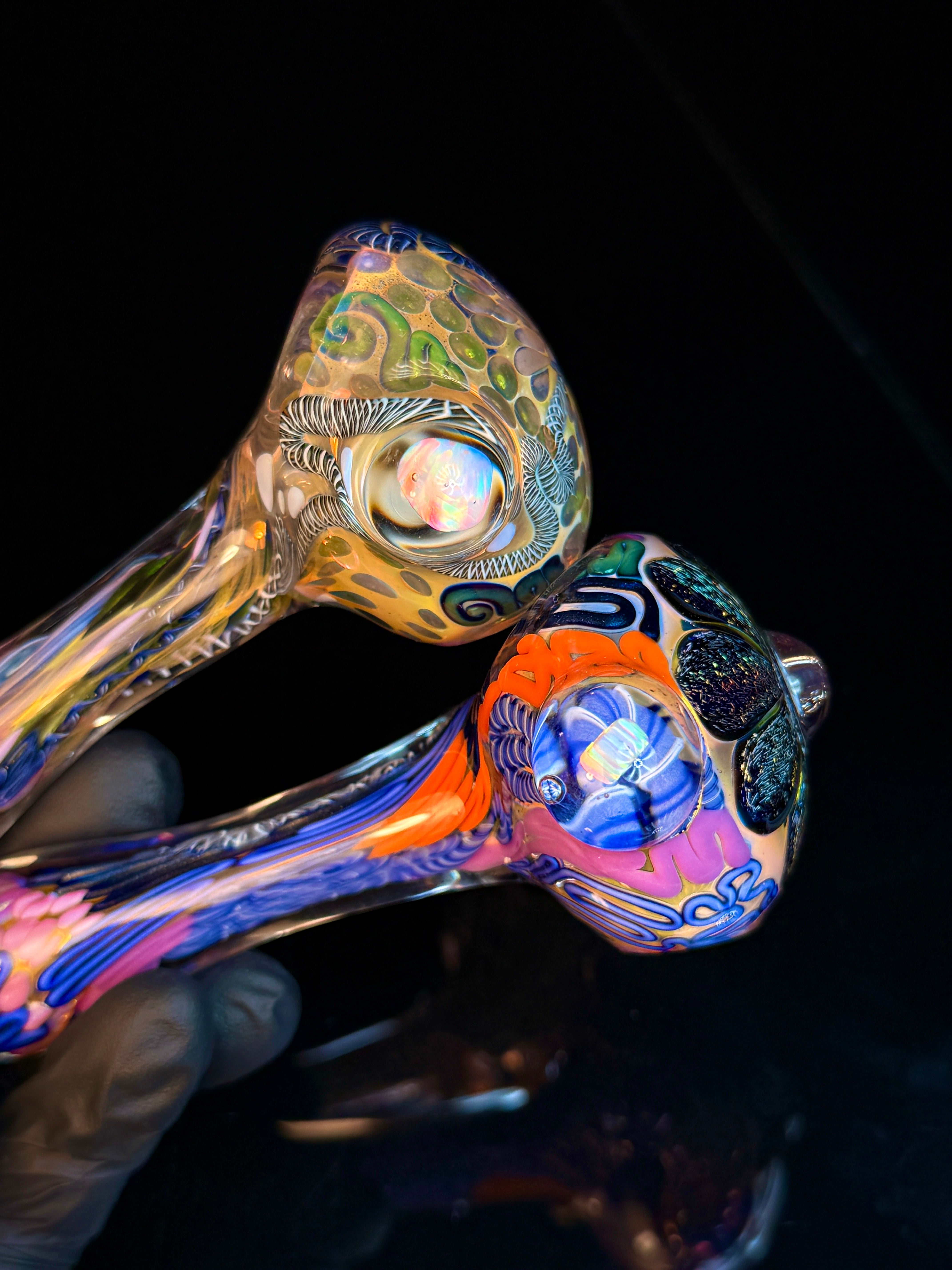 Color changing pipes