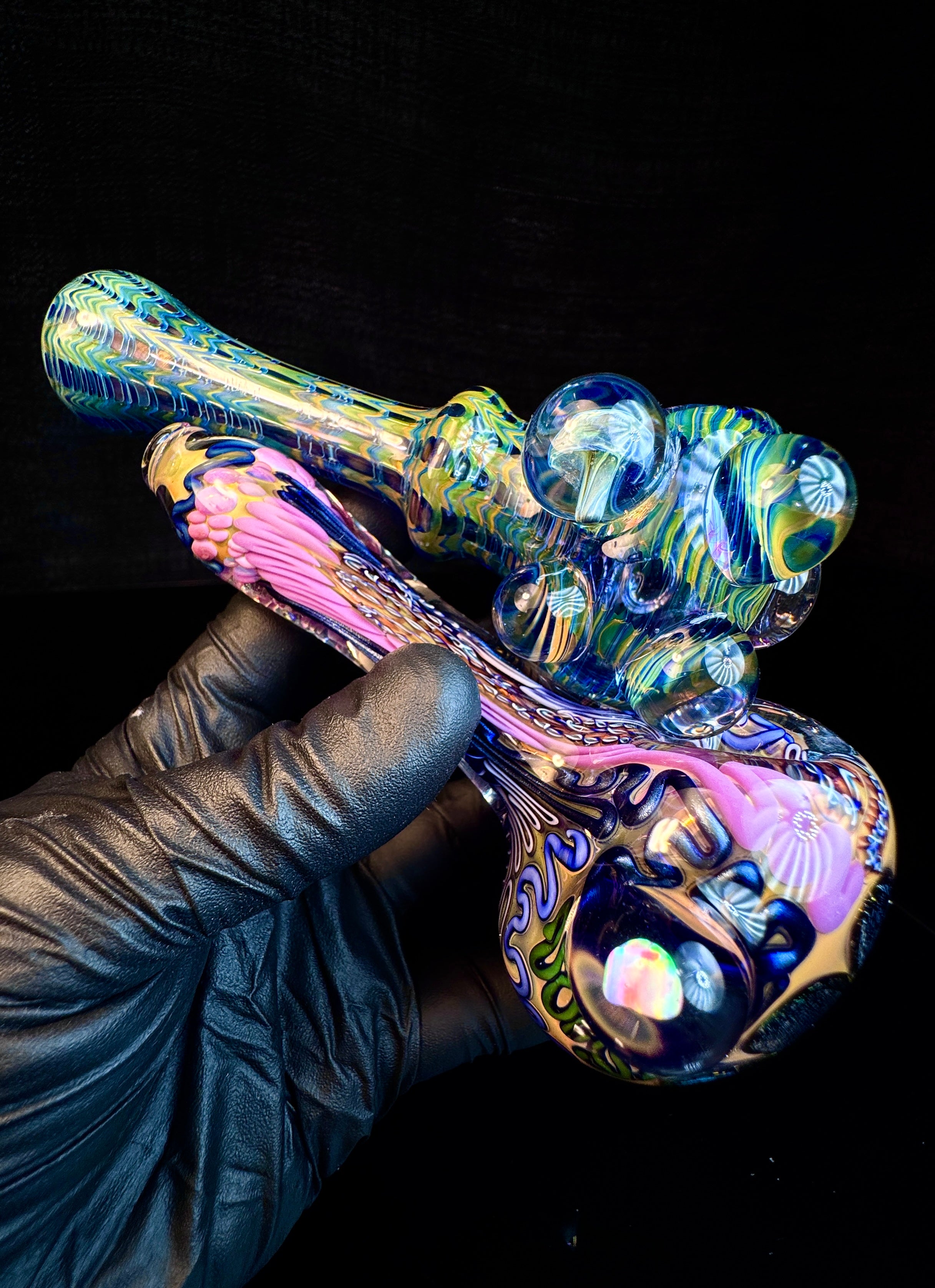 Color changing pipes