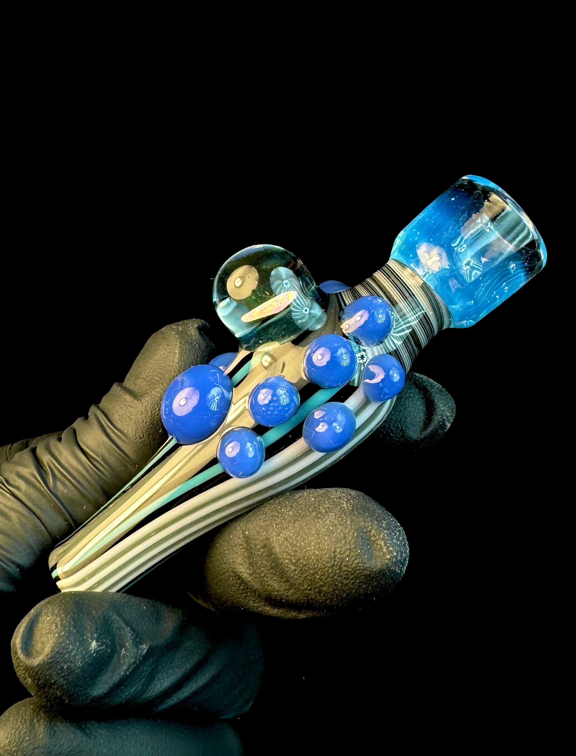 Ice fade two tone opal chillum