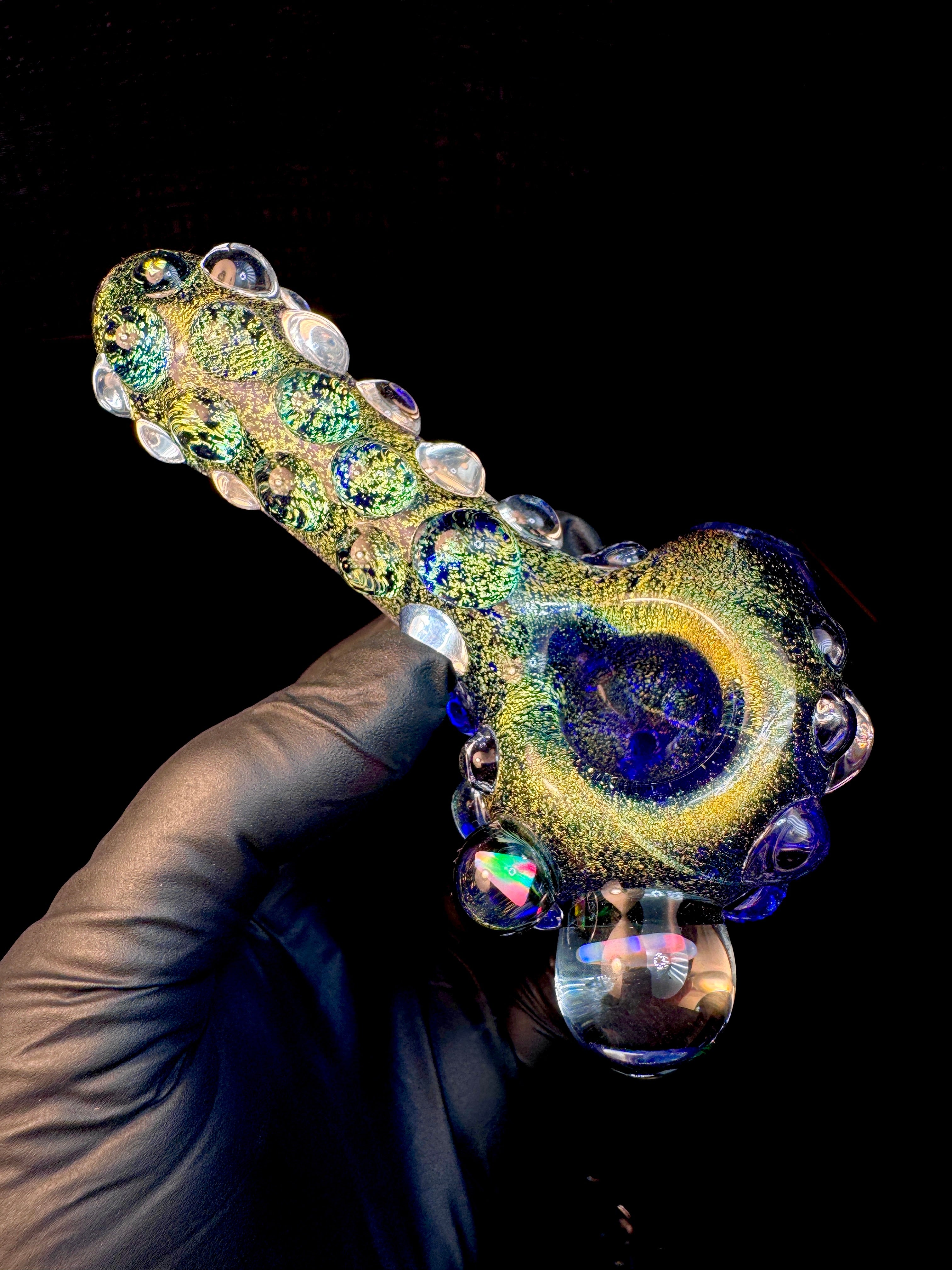 Dichroic opal pipe