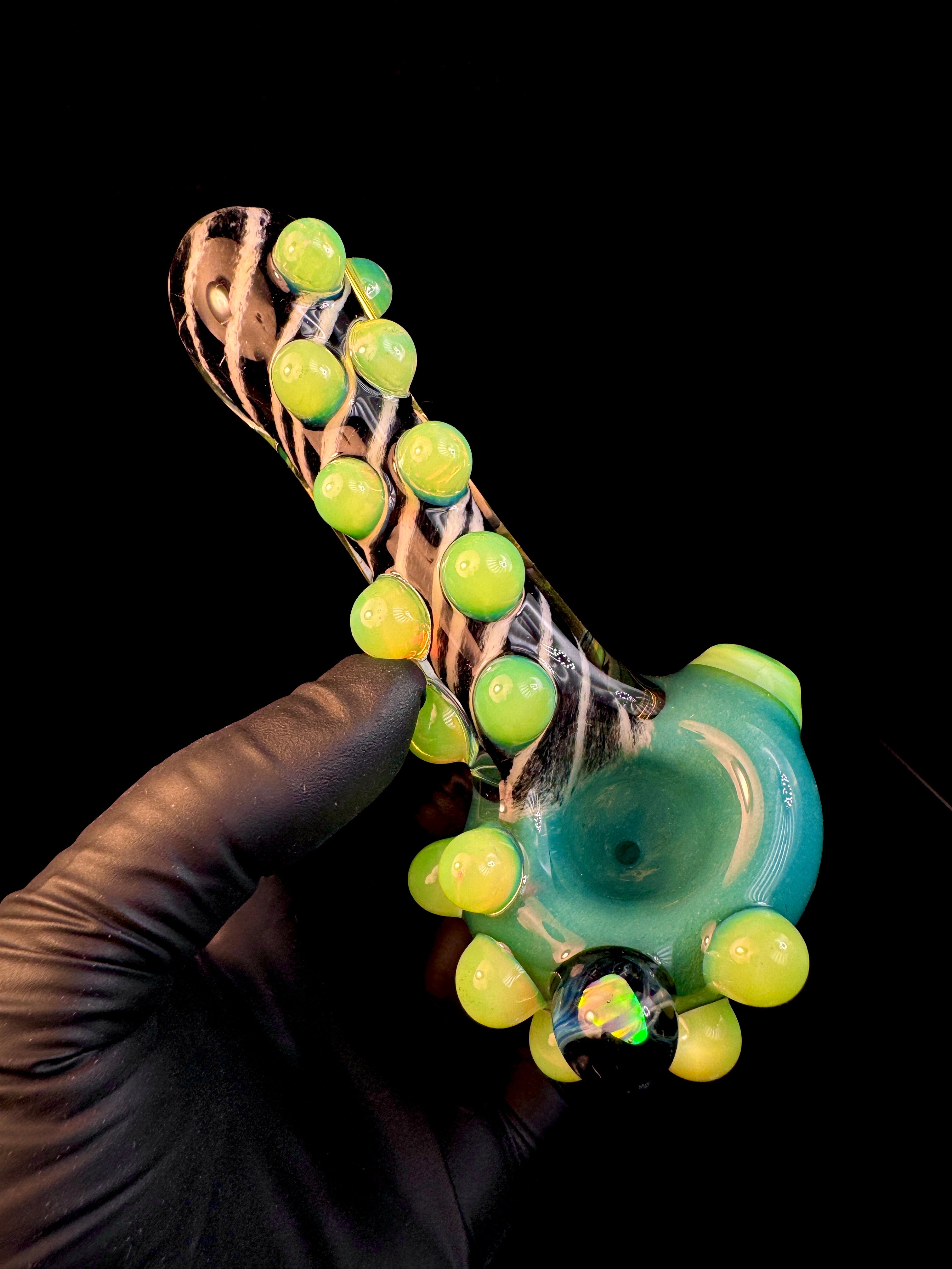 Aqua x jet black striped opal pipe
