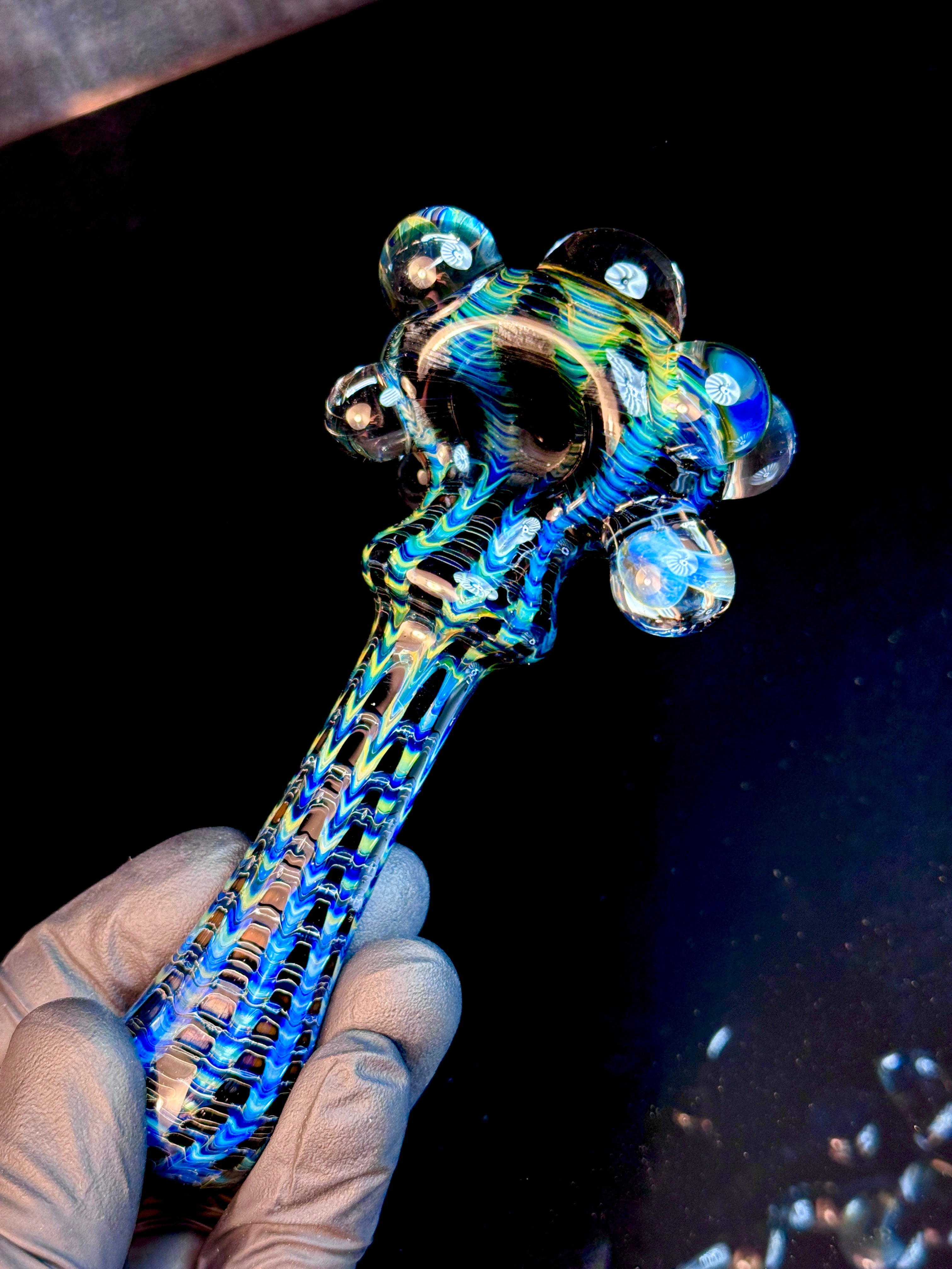 Dark web mushroom pipe