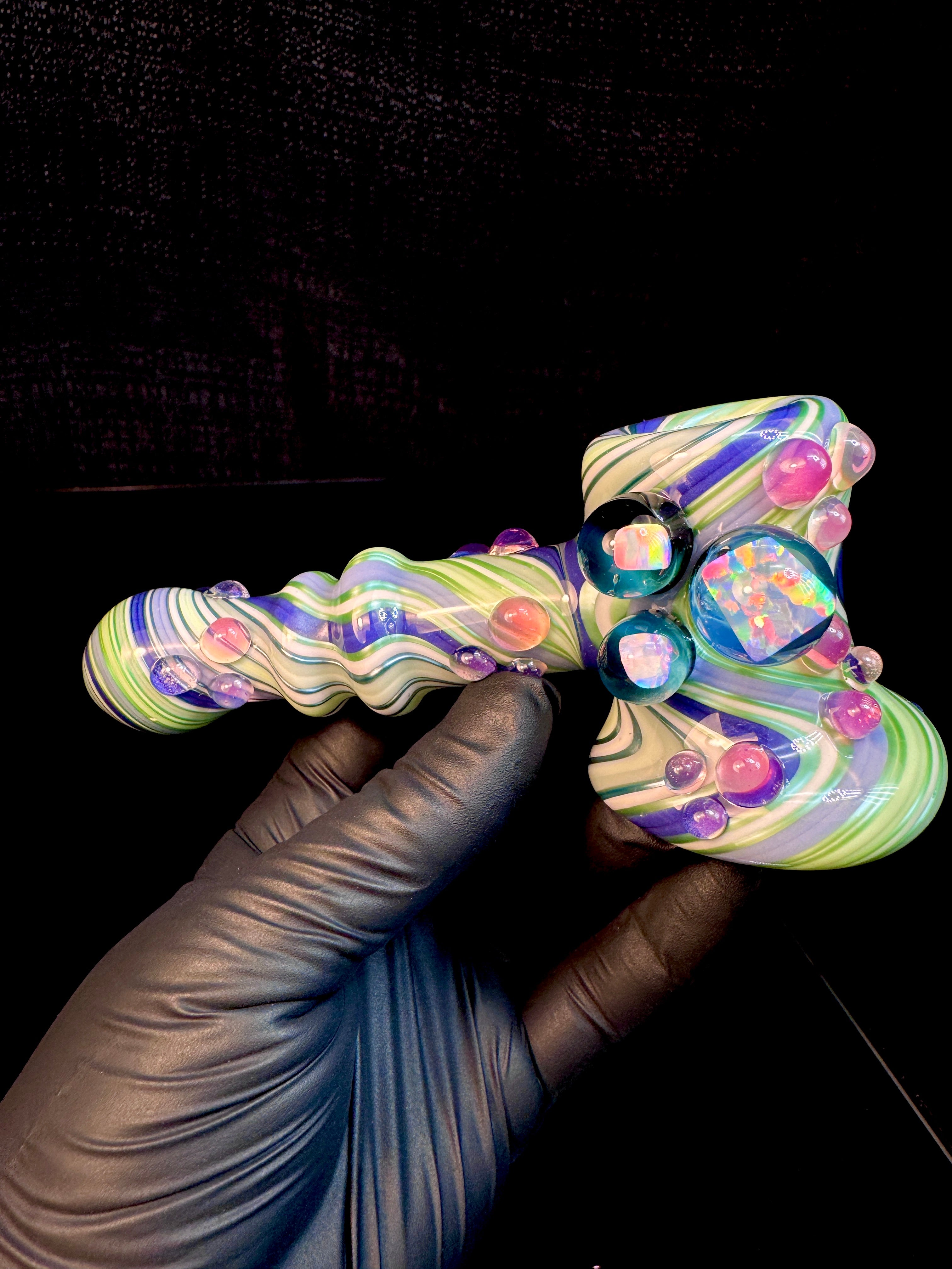 Twisted opal hammer