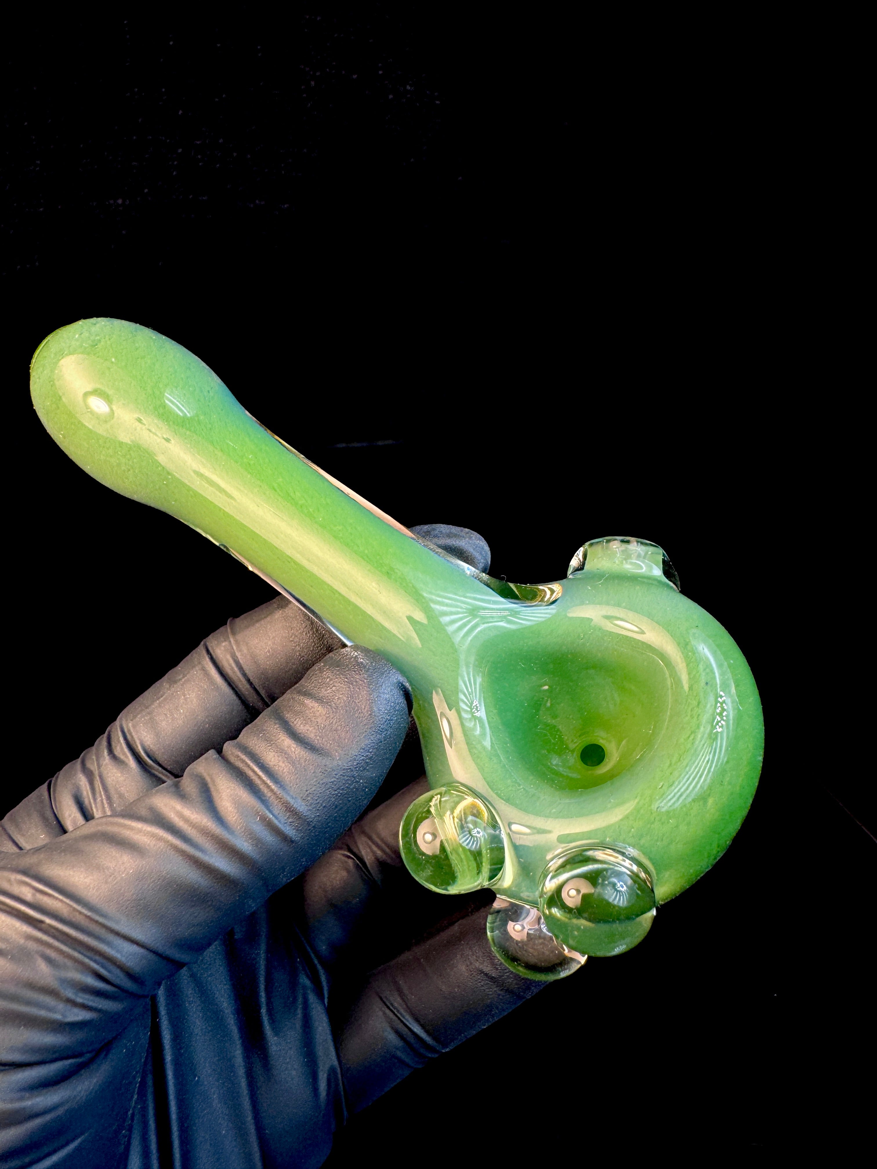 Jade pipe