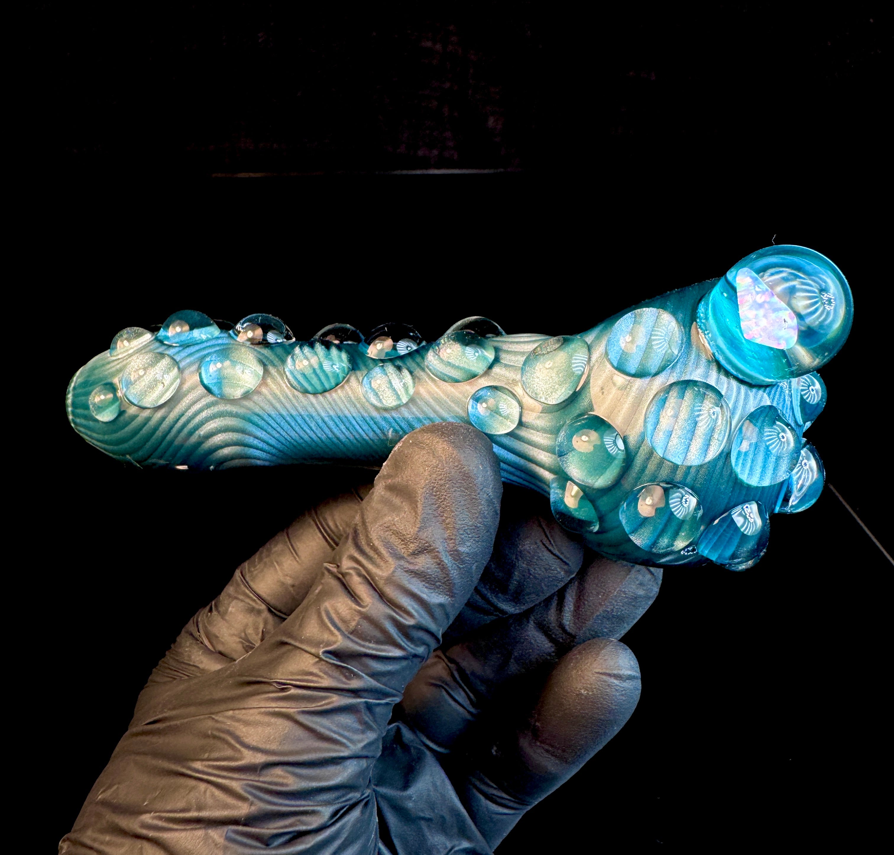 Neptunian Opal pipe