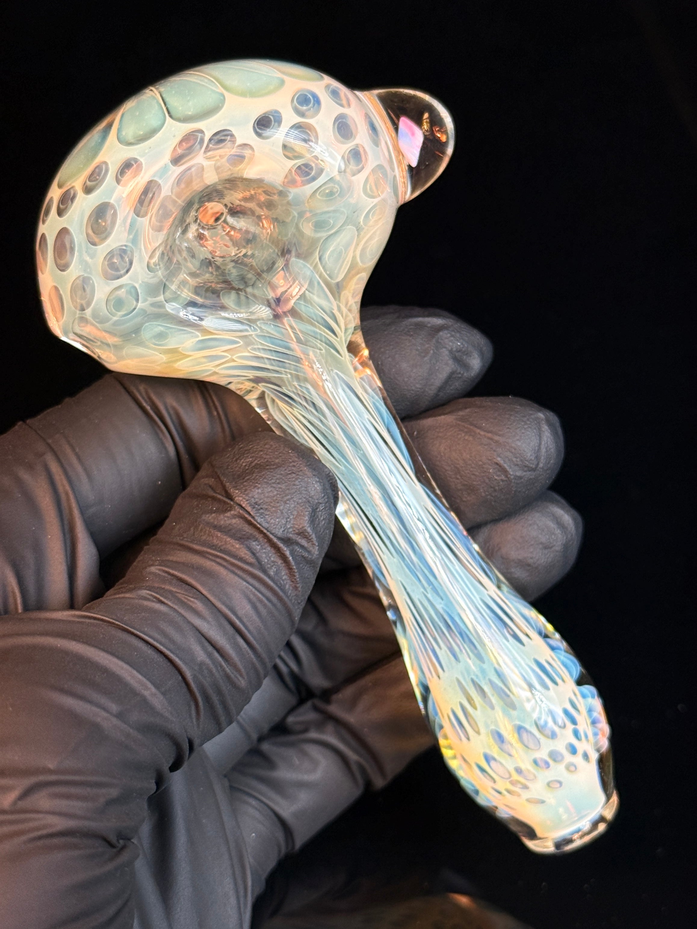 Silver fumed color changing opal pipe