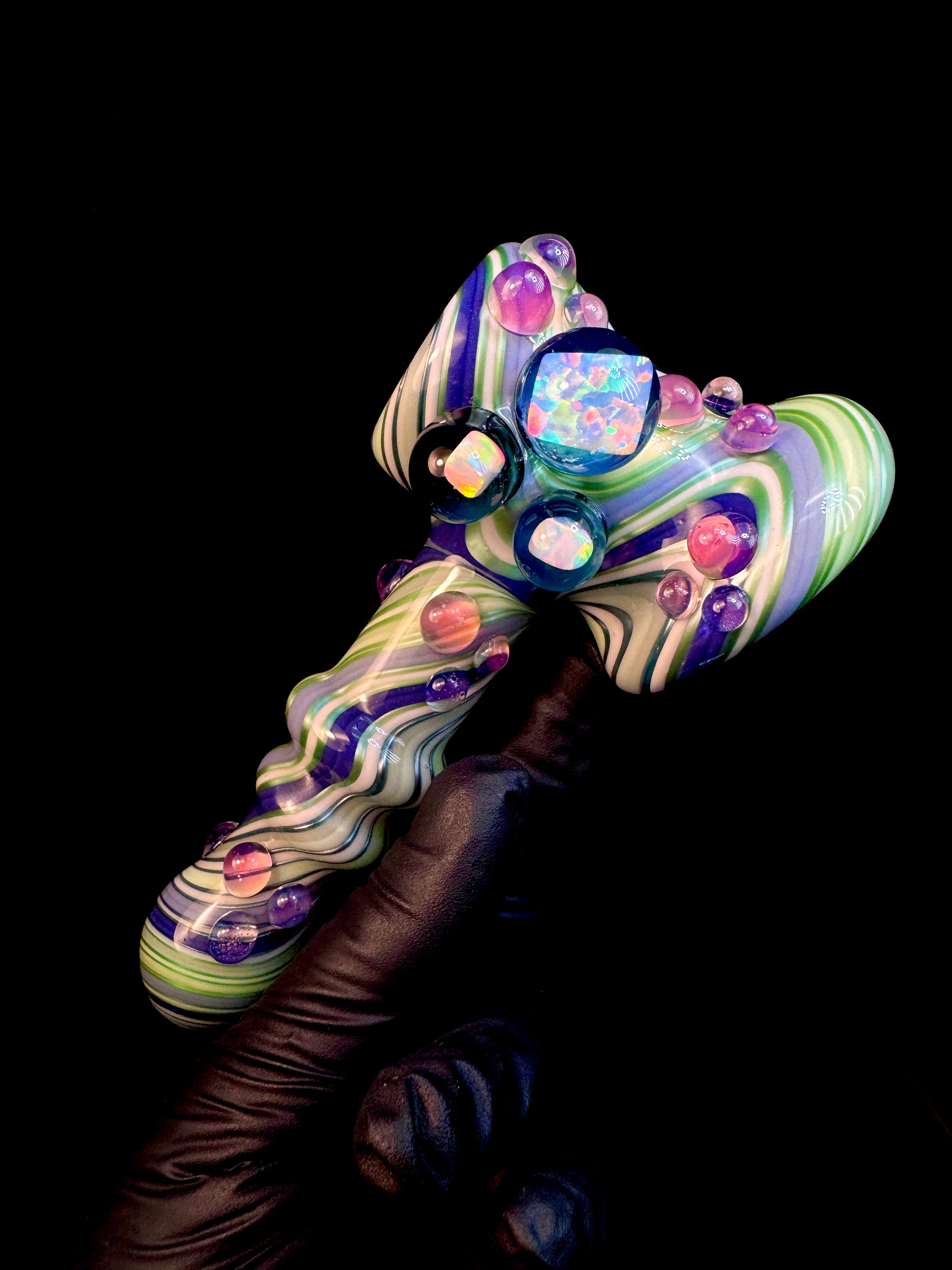 Twisted opal hammer