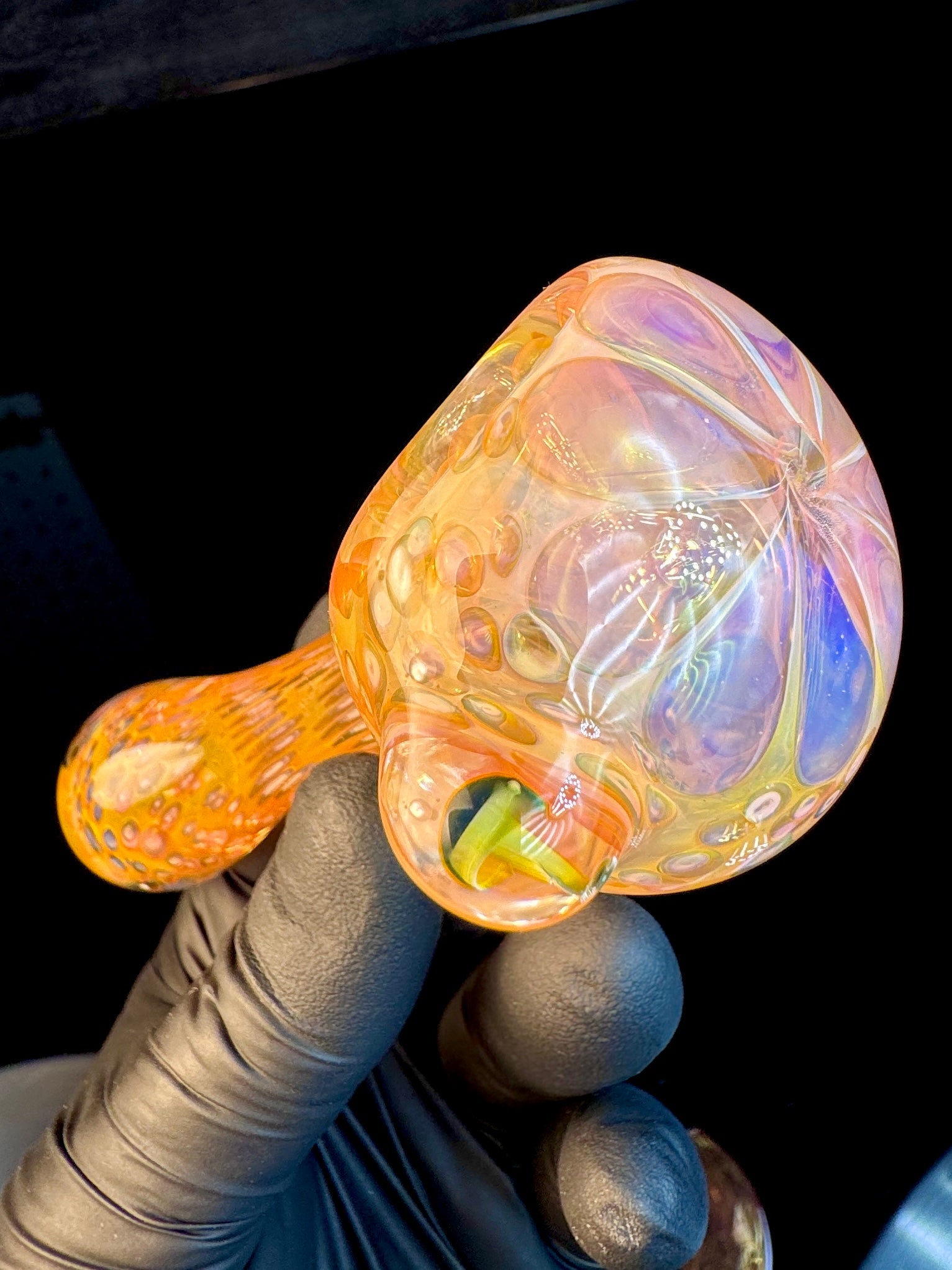 Gold fumed color changing mushroom pipe