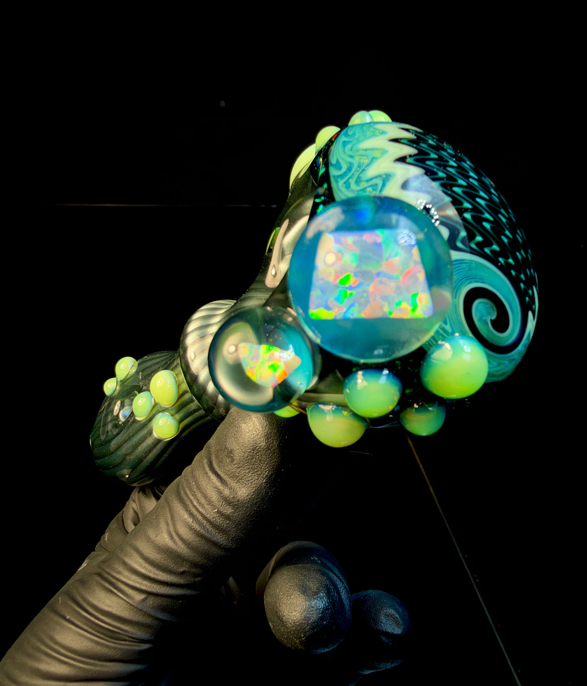 Wigwag opal pipe