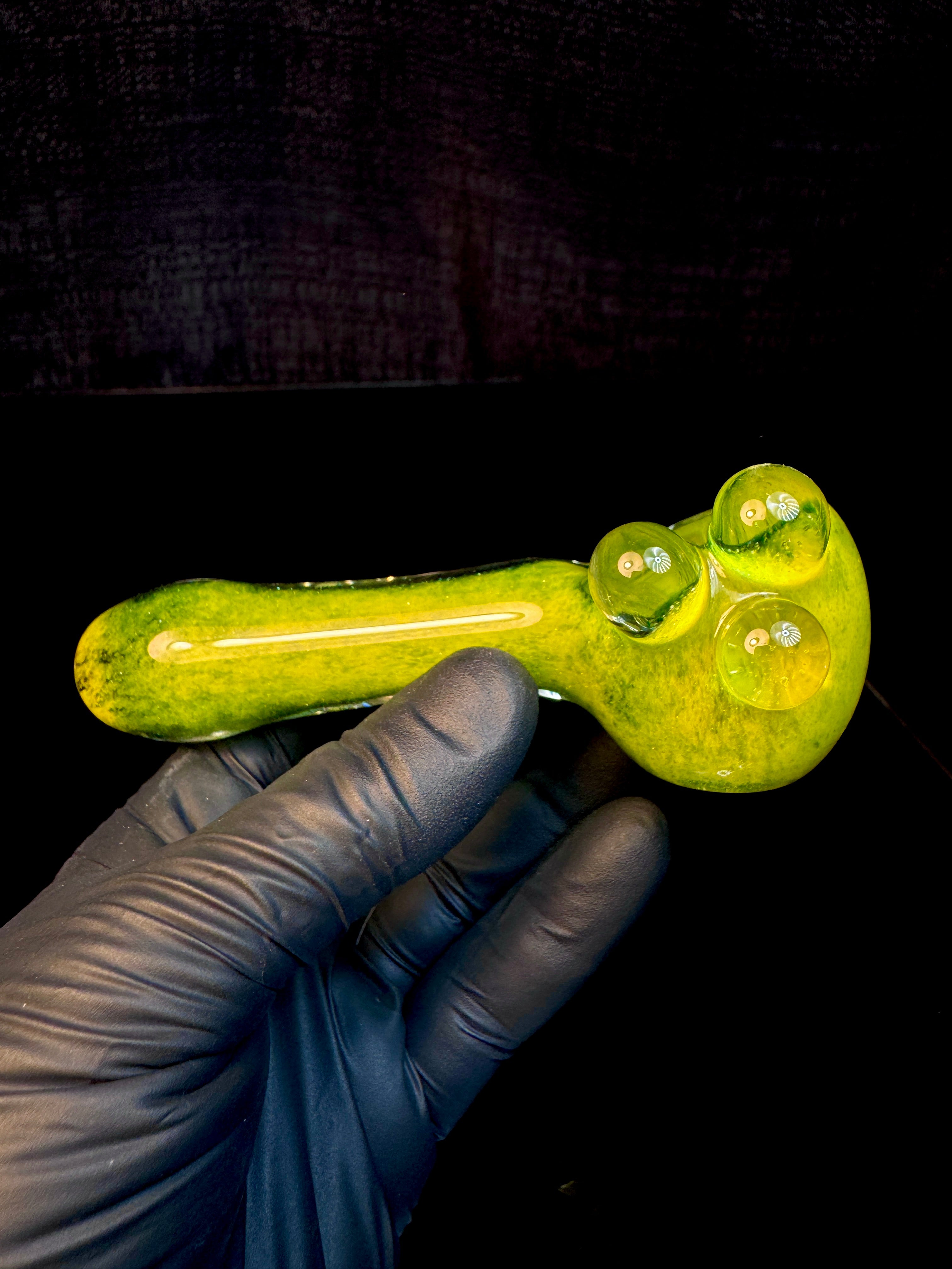 Dandelion pipe
