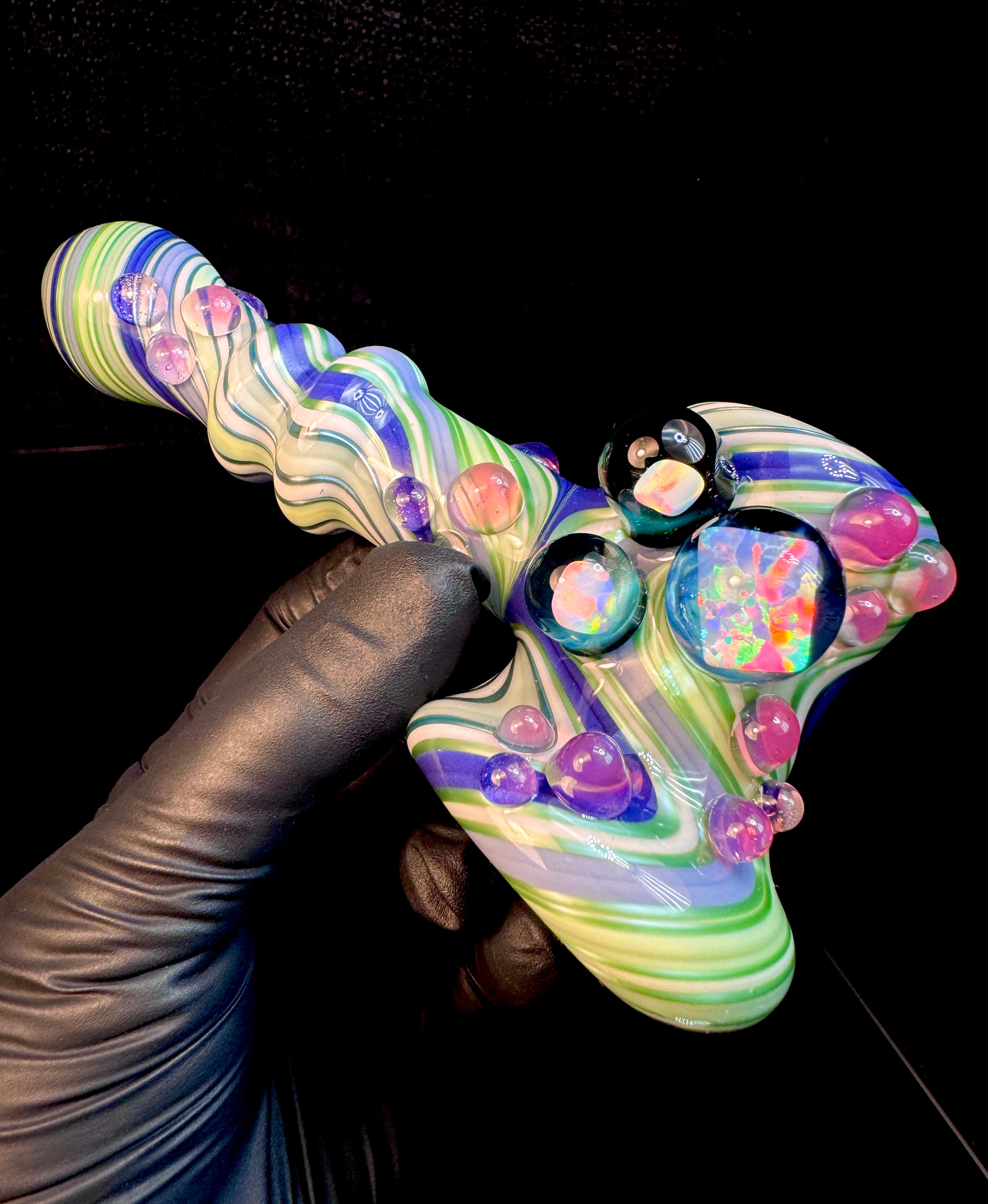 Twisted opal hammer