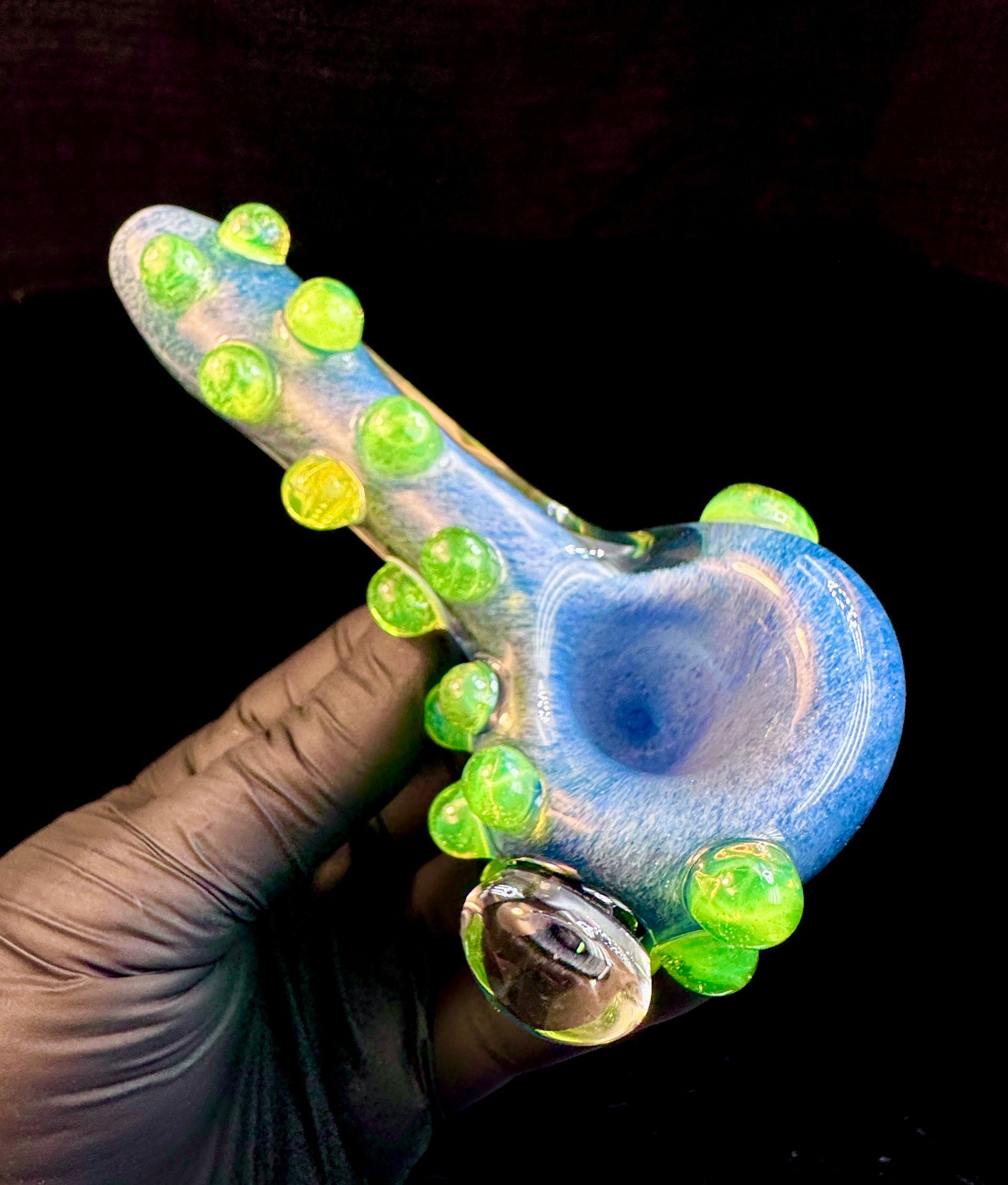 Dichroic Bender robot pipe