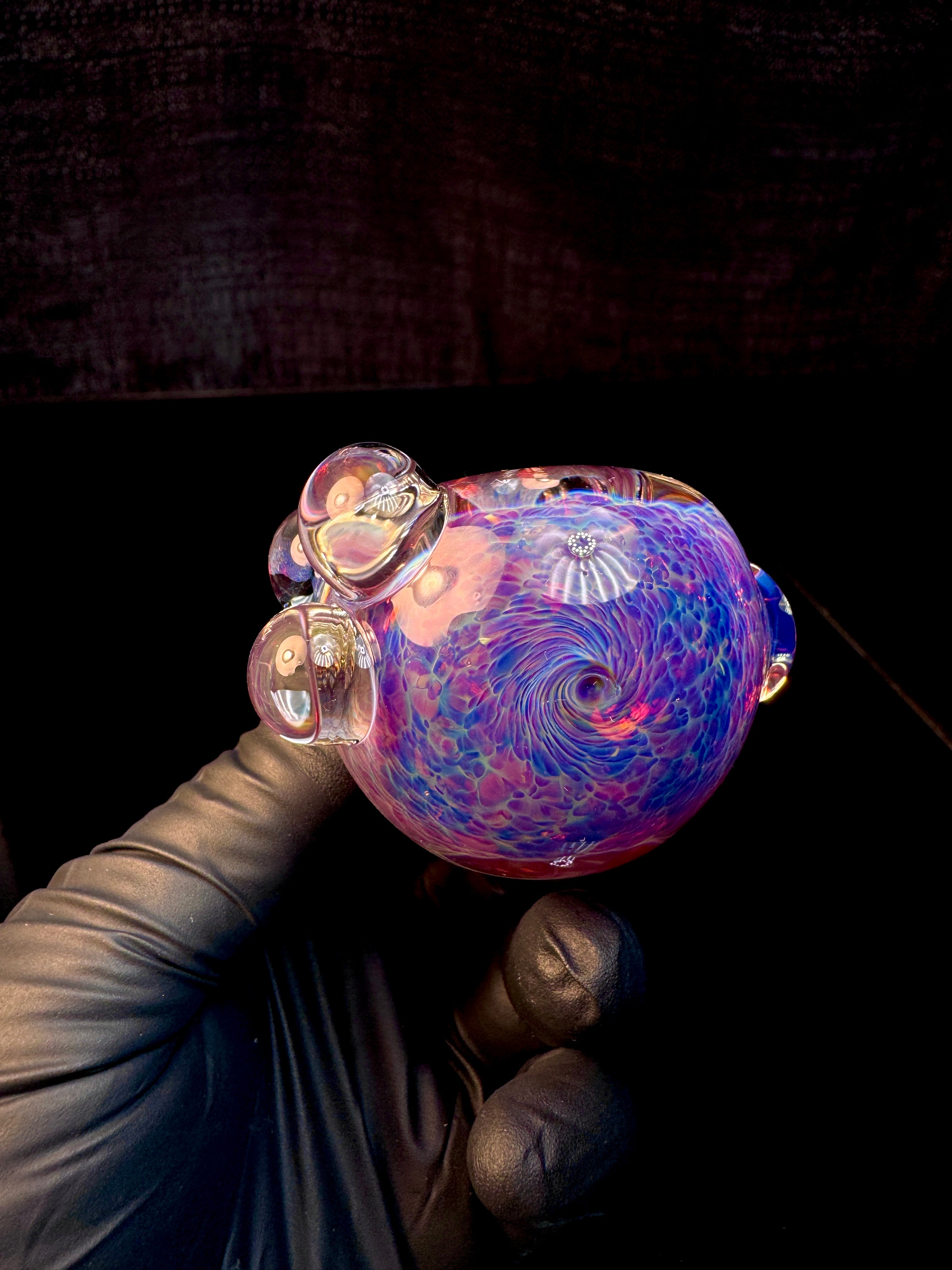 Amber purple pipe