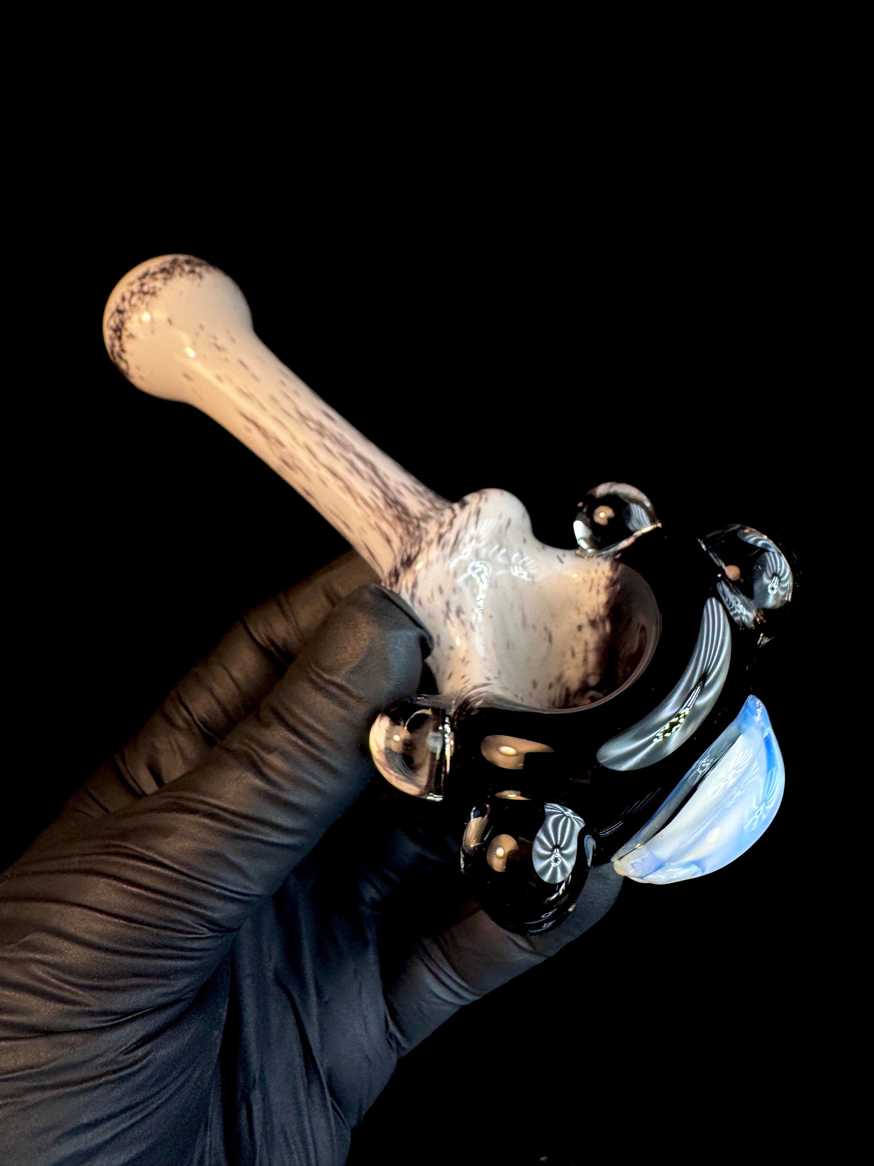 Jet black x star white eyeball monster