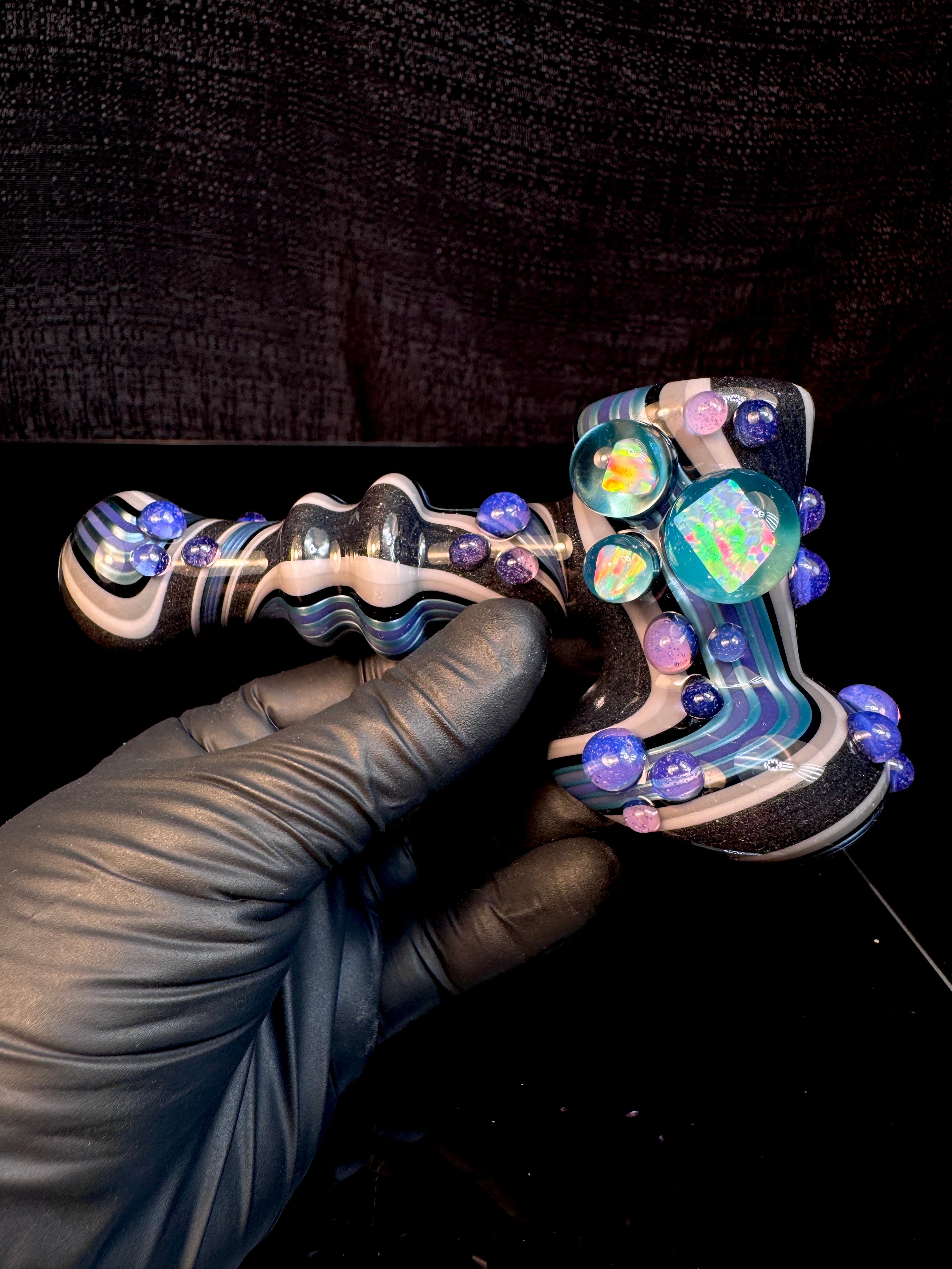 Twisted opal hammer