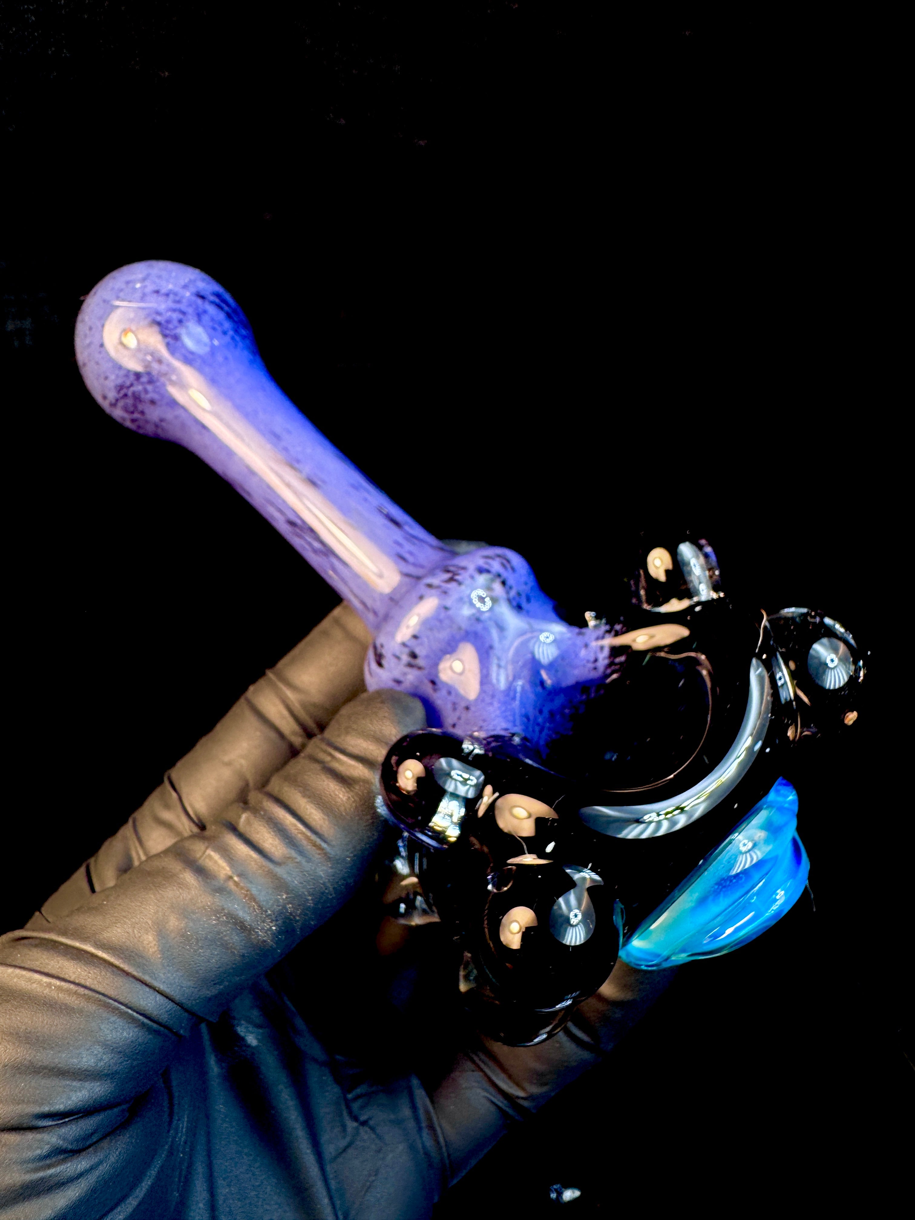 Jet black x Purple urple eyeball monster