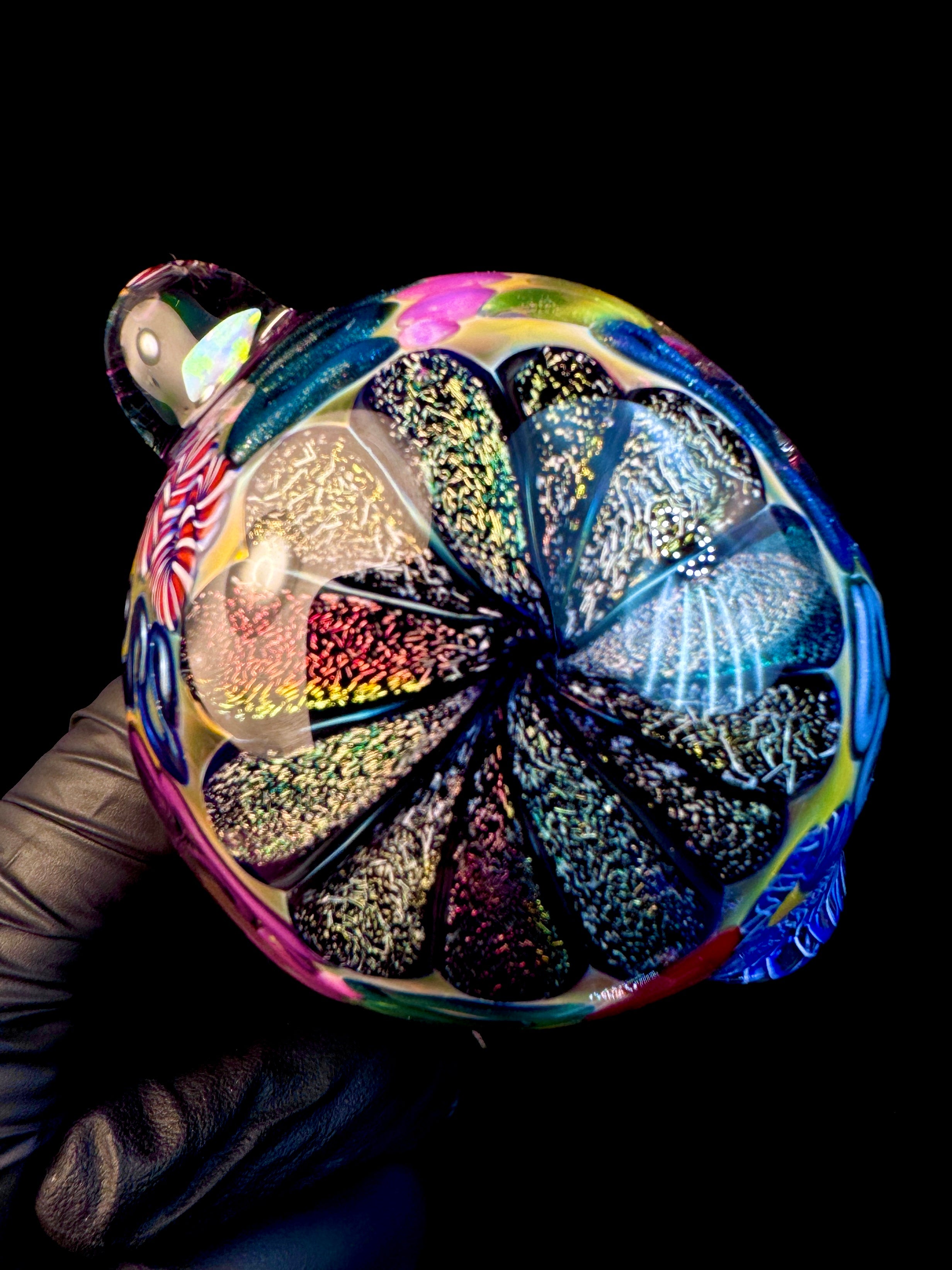 Dichroic flower gold fumed opal pipe