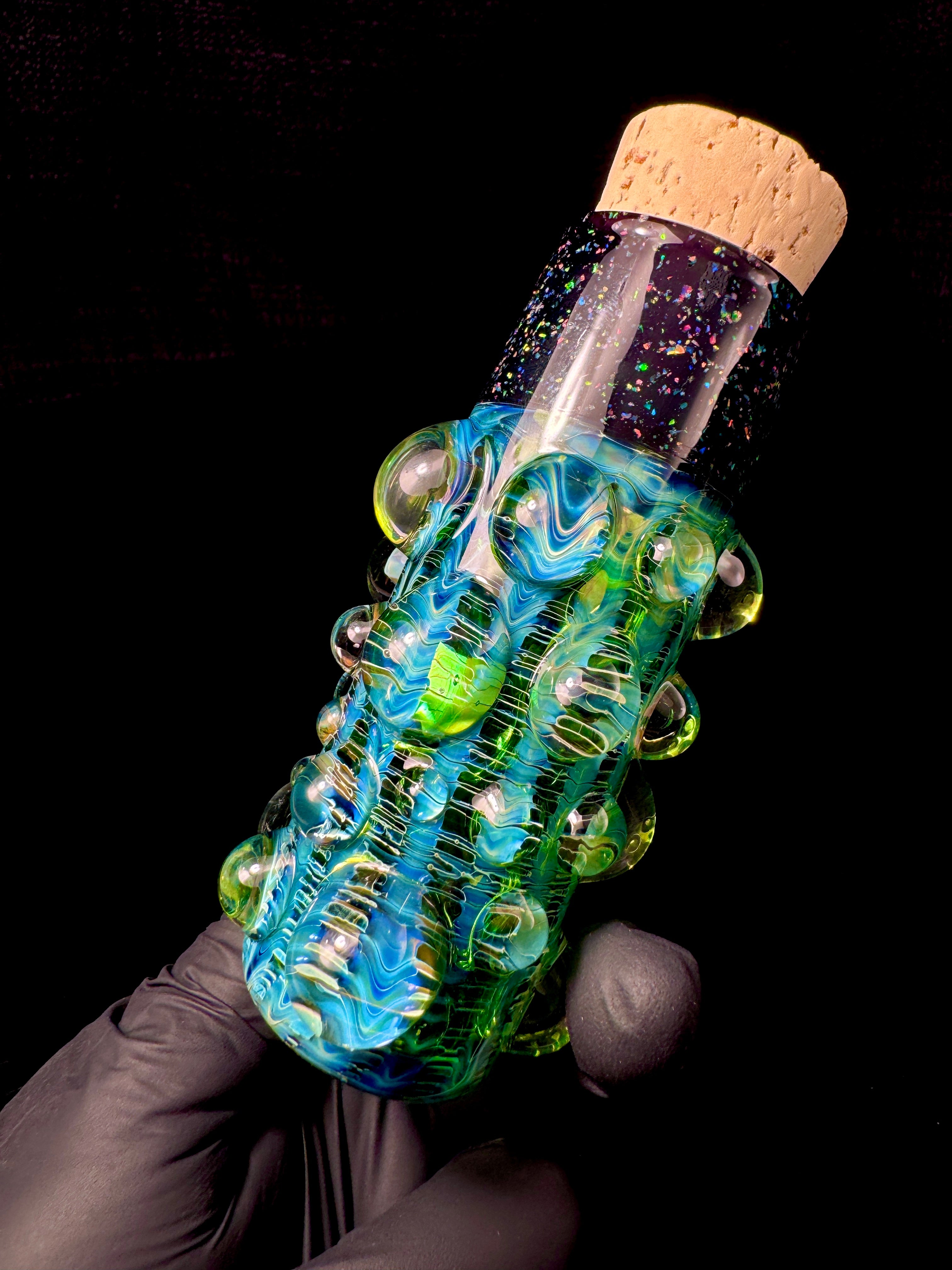 Crop cap Dark web Wrap n’ Rake flat bottom Nug Jar