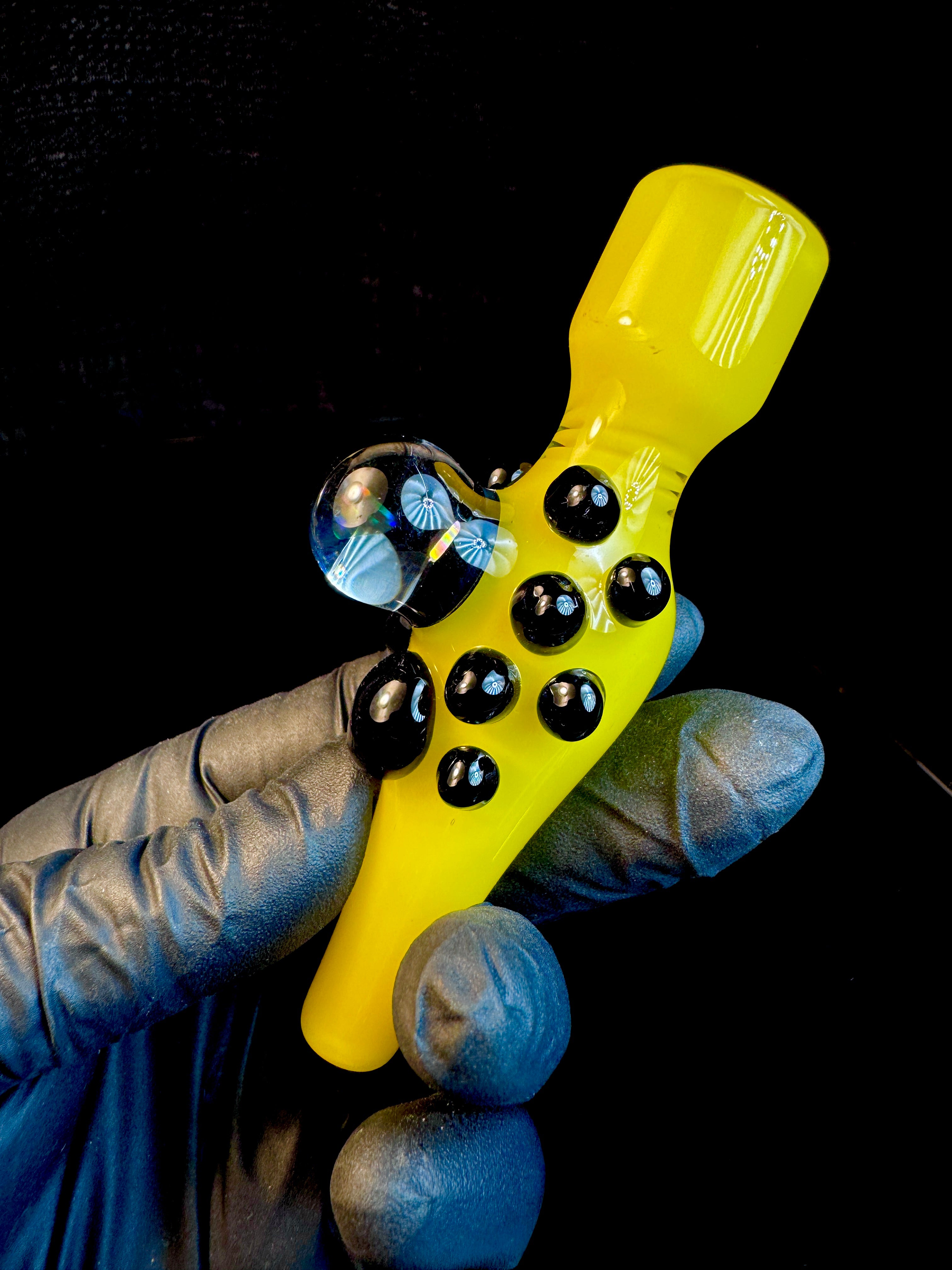 Canary x Jet black chillum