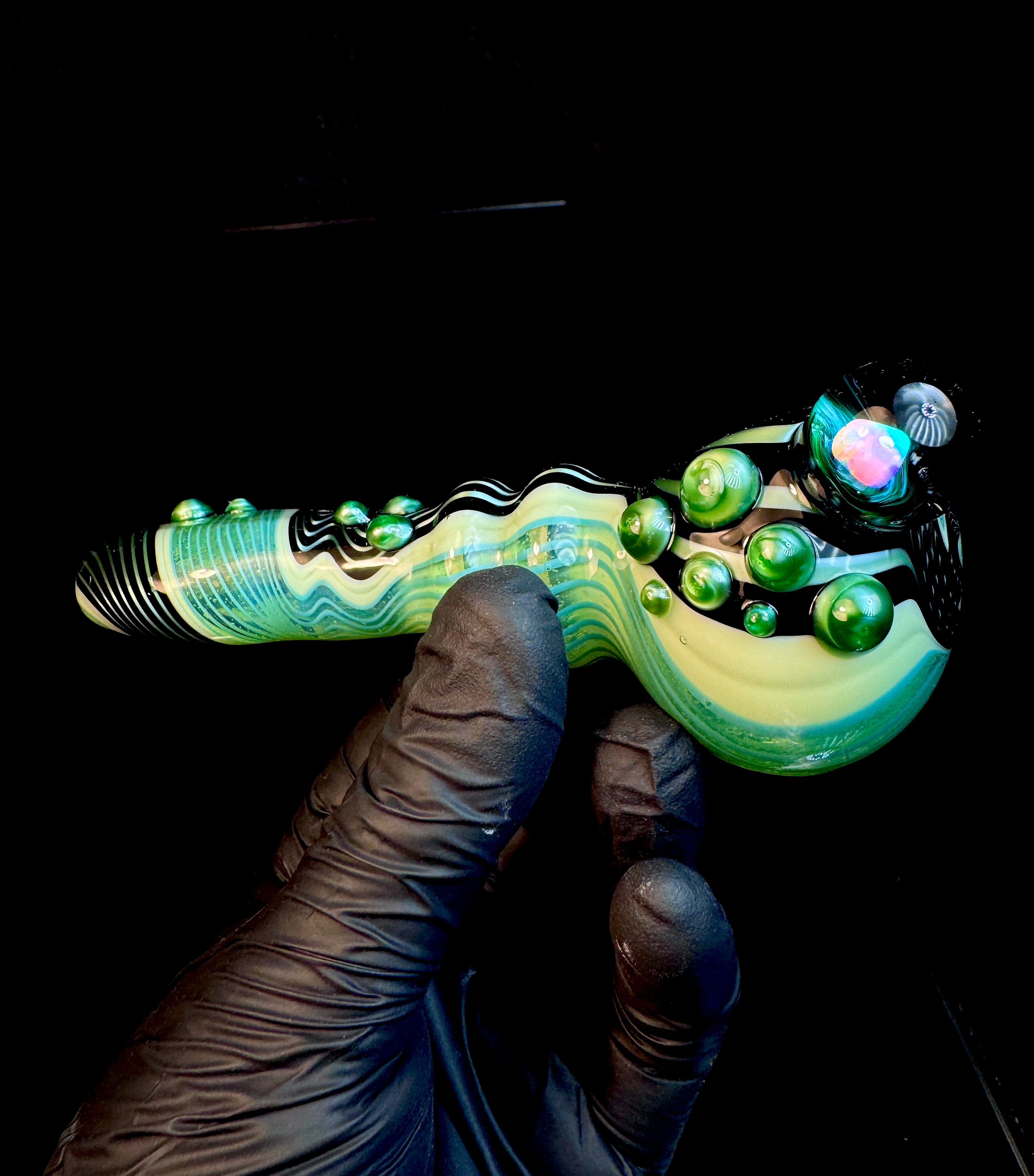 Linework opal pipe