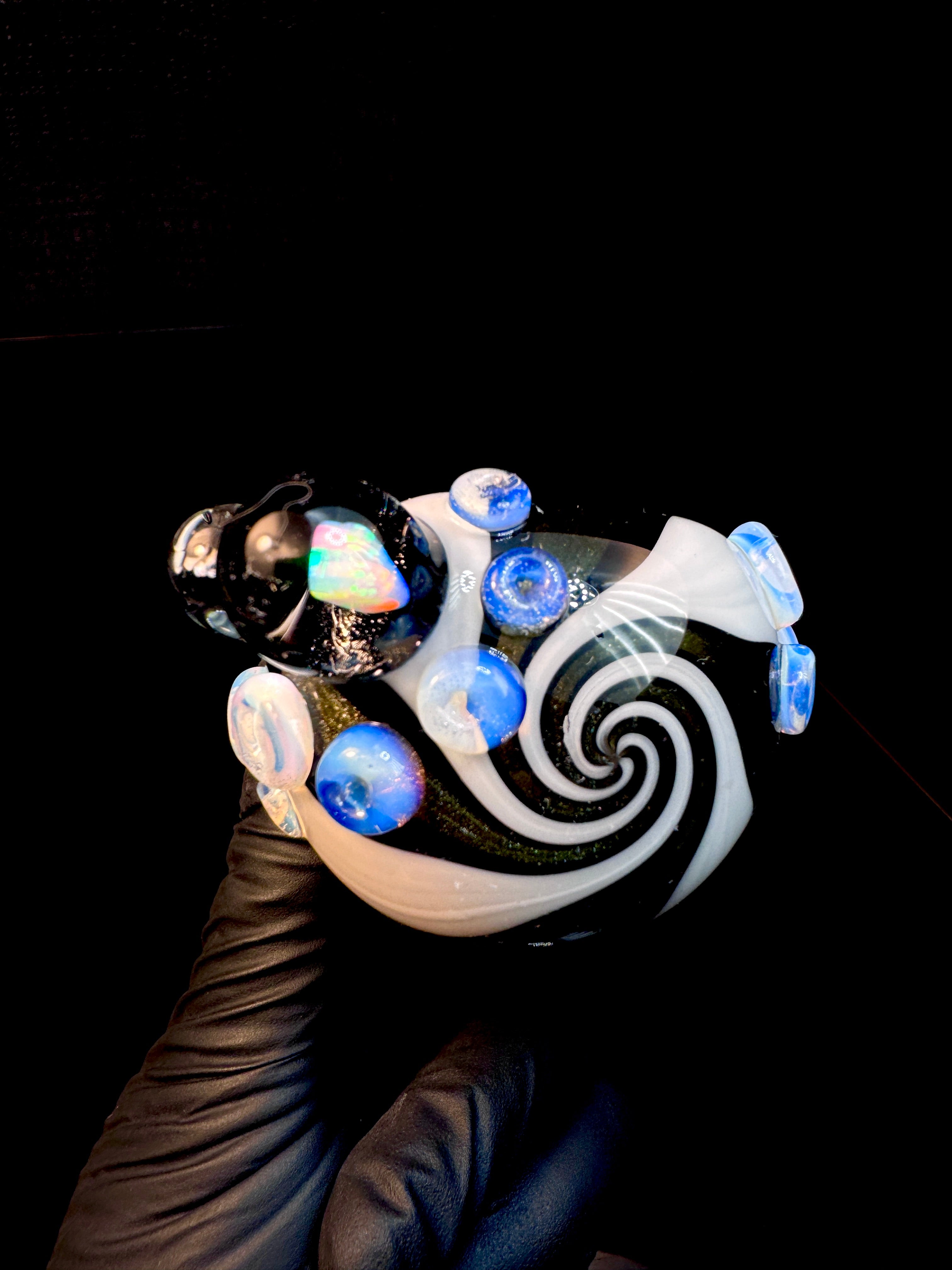 Twisted  opal pipe
