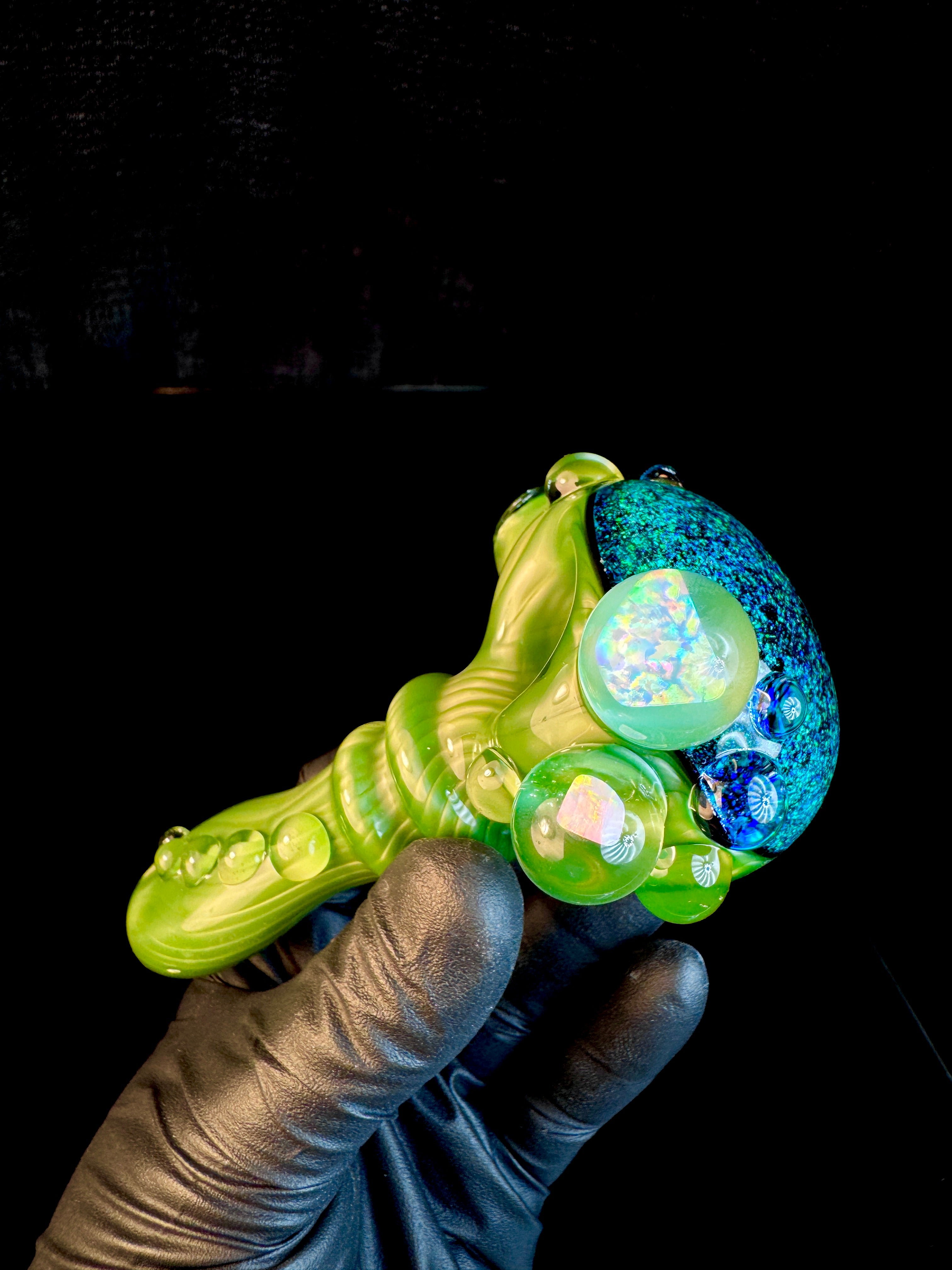 Cropal cap opal pipe