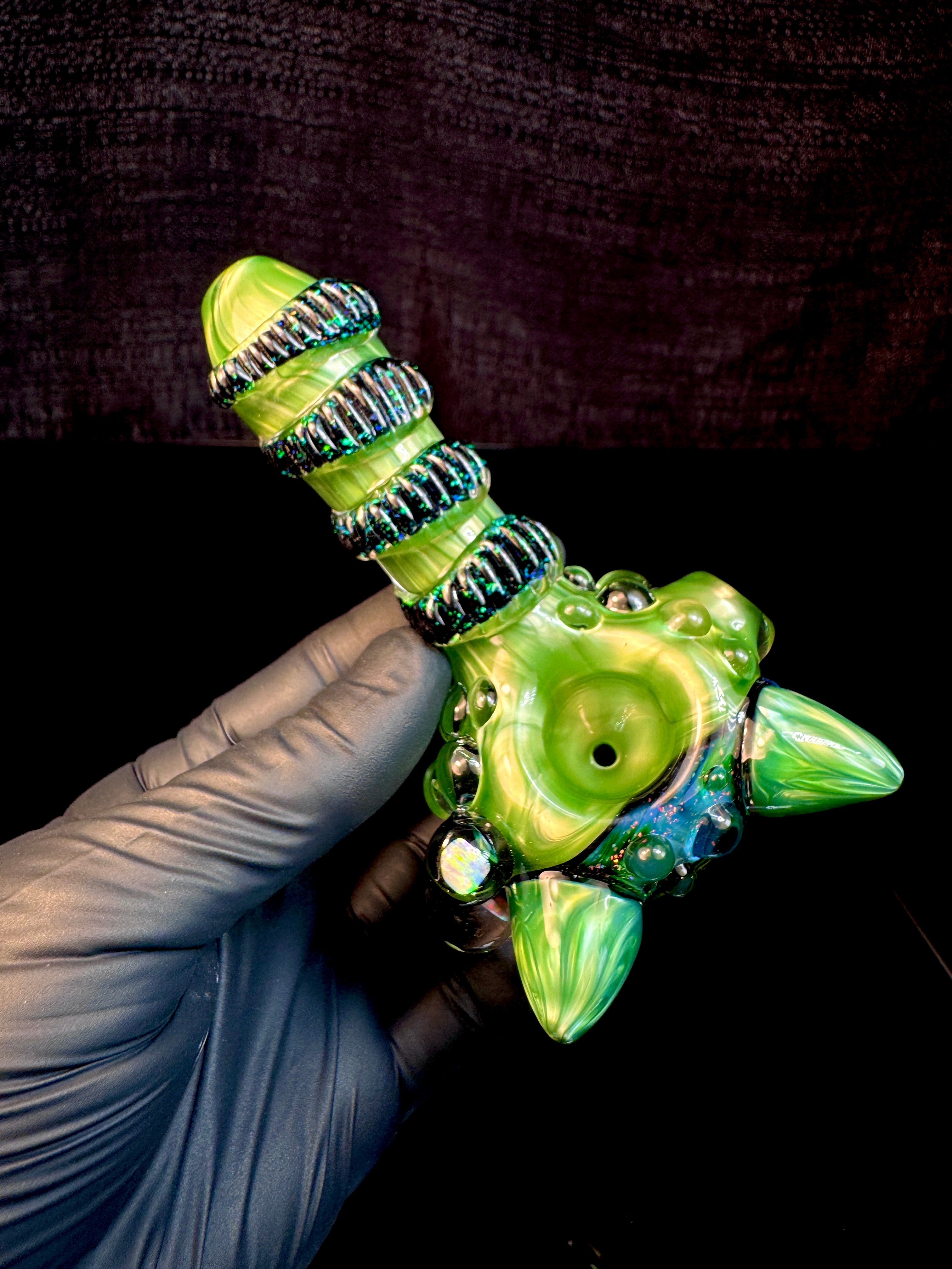 Opal wigwag pipe