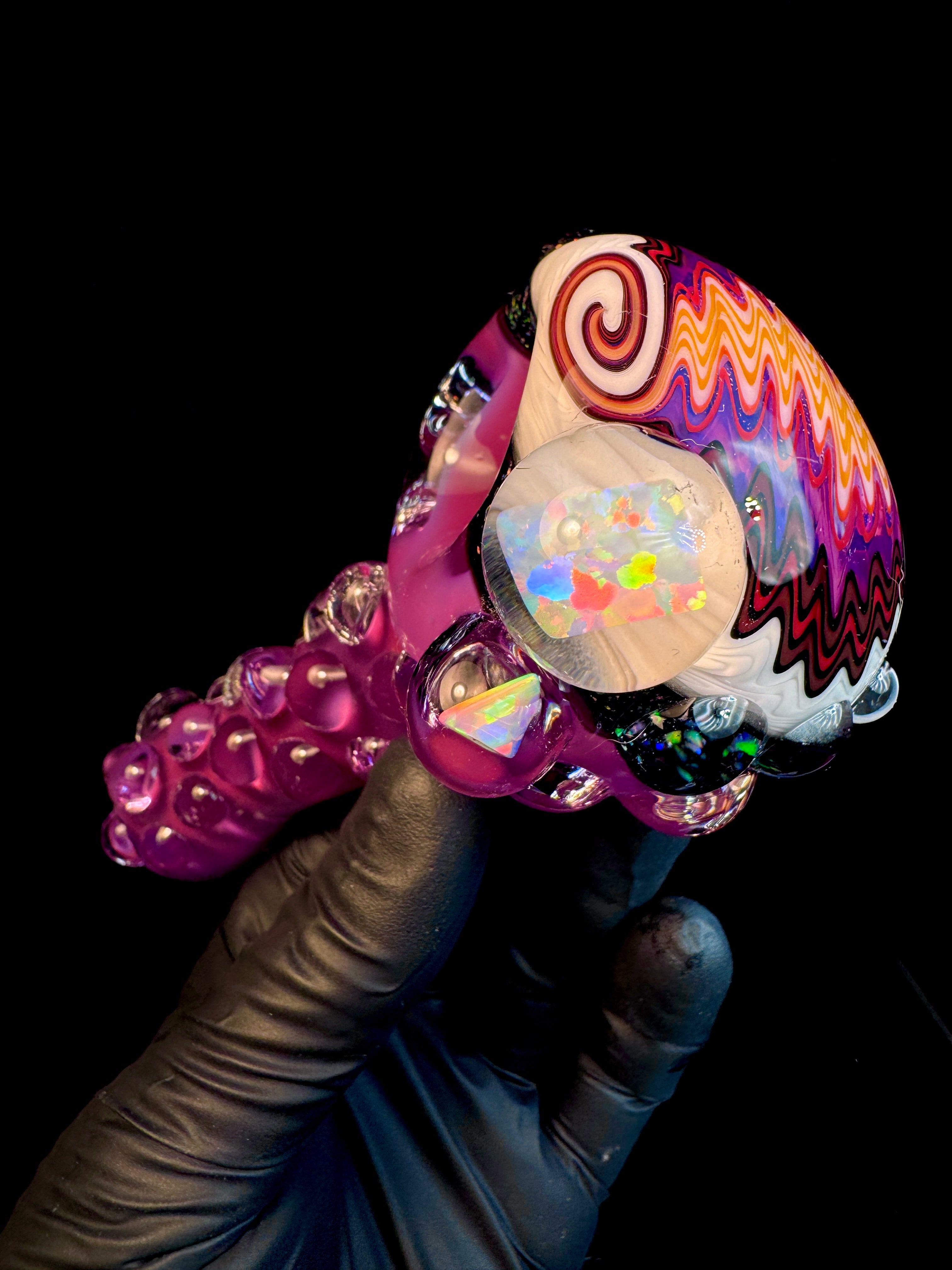 Wigwag opal pipe
