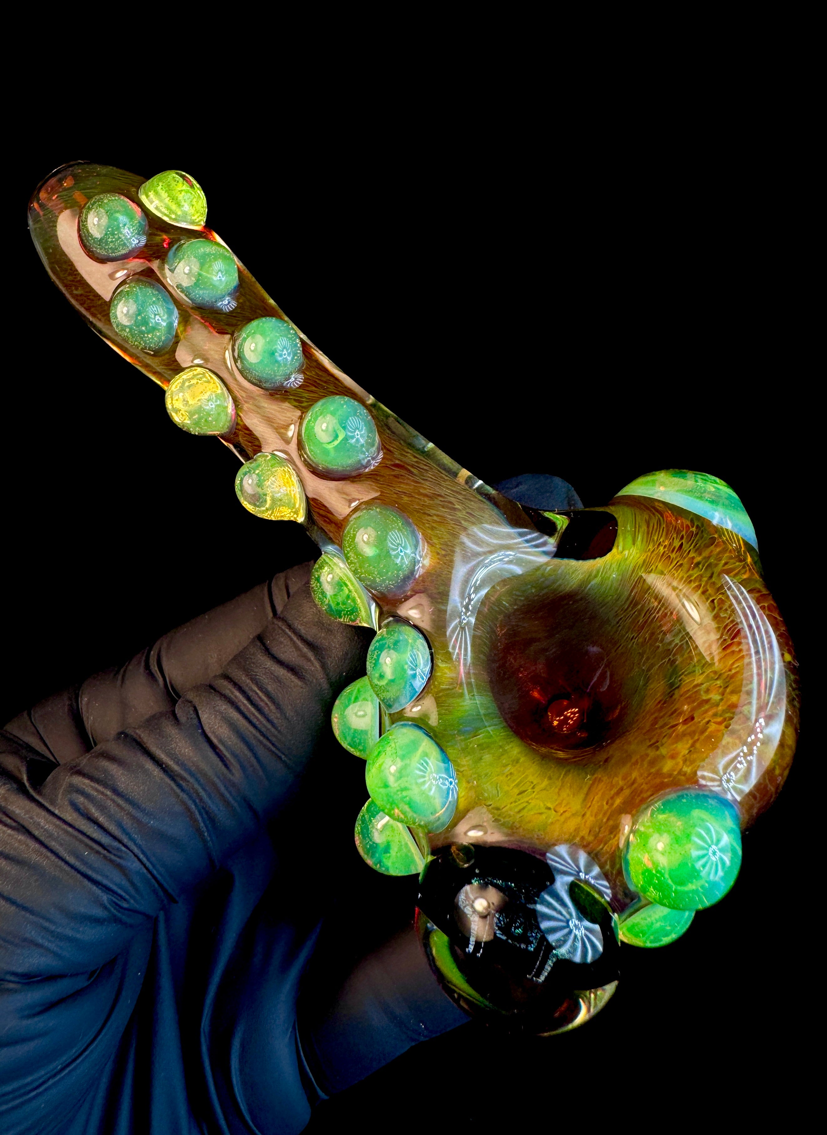 Dichroic doom pipe