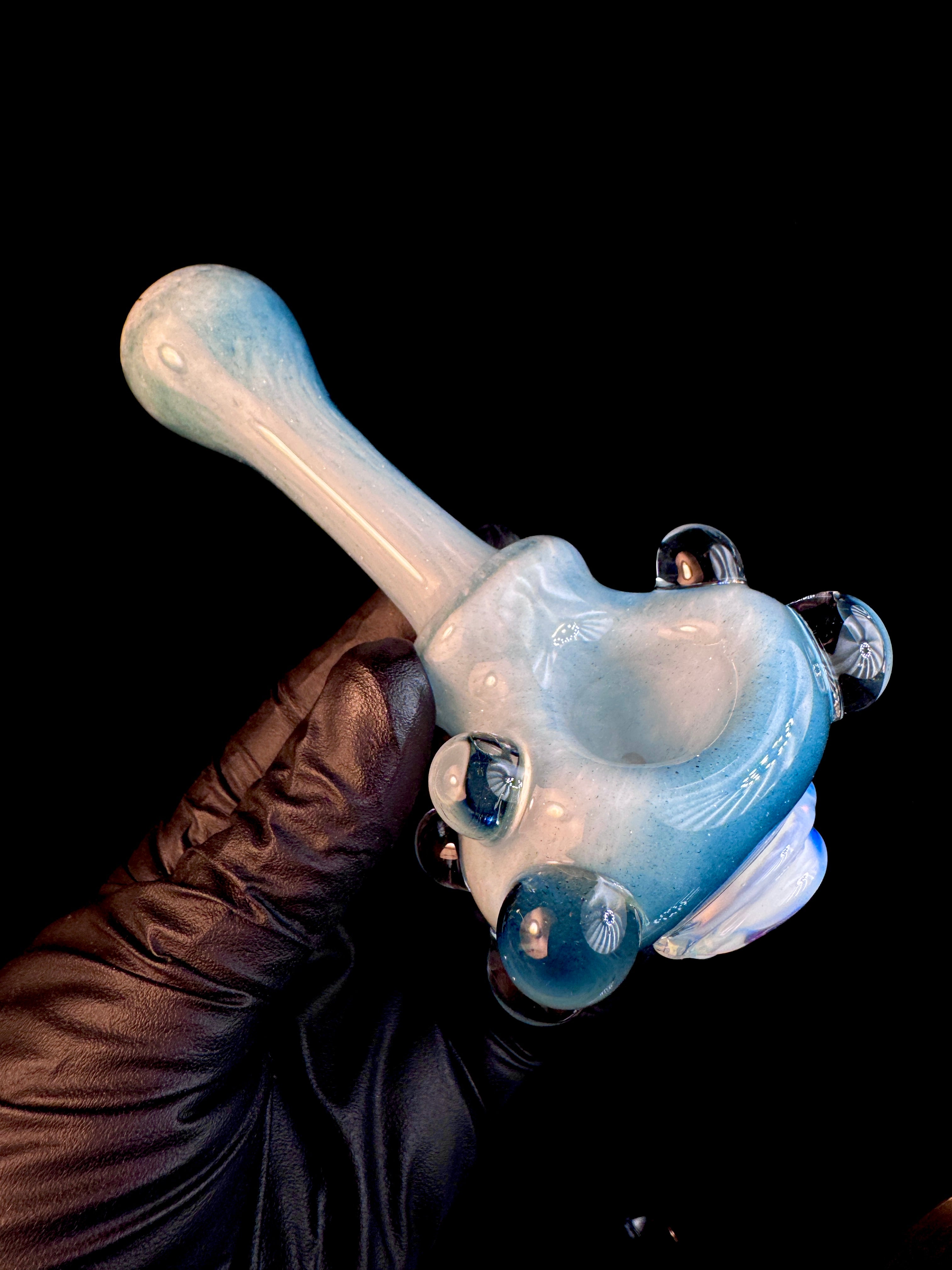 Frost x Secret white eyeball monster