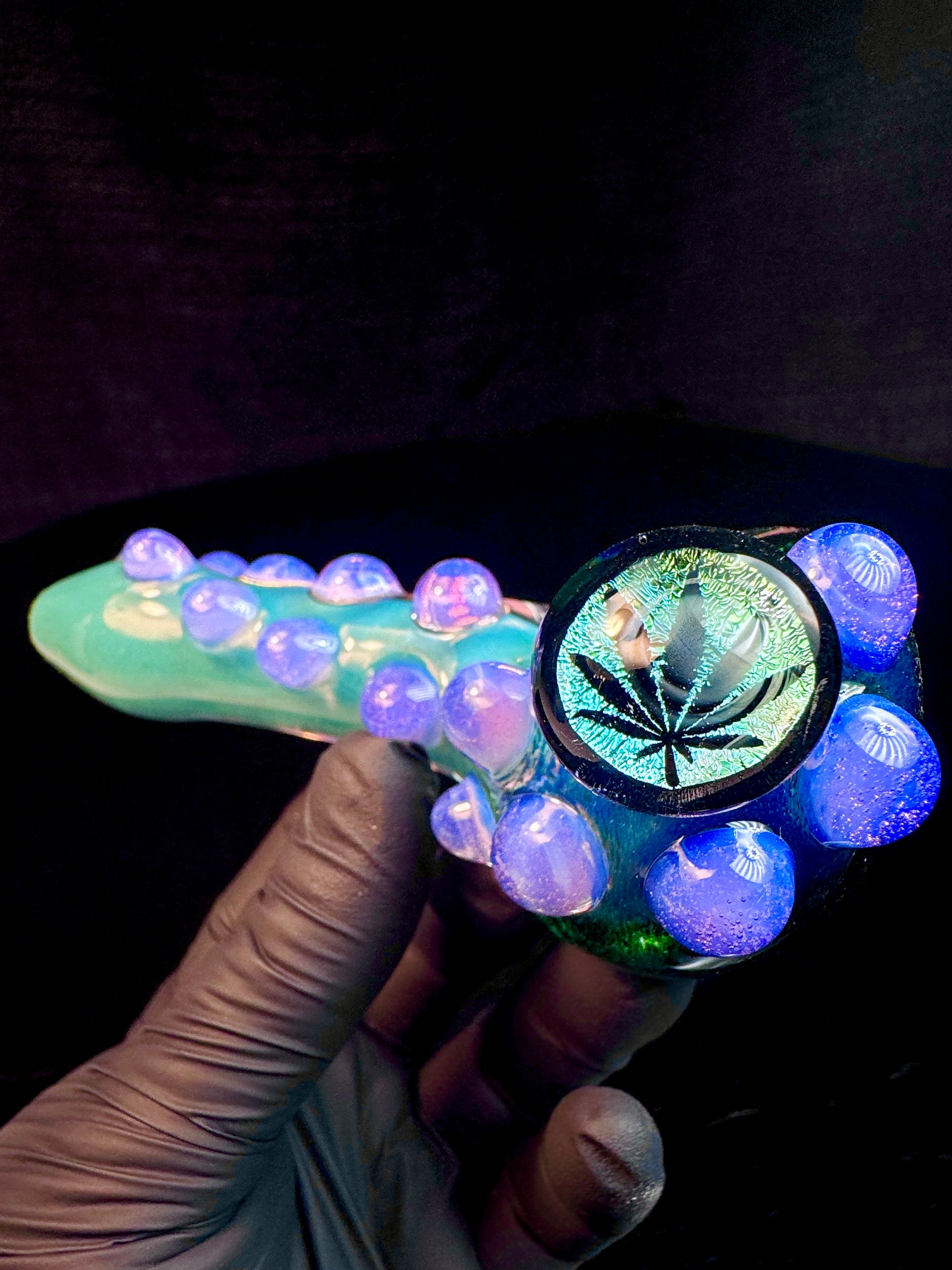 Dichroic weed image pipe