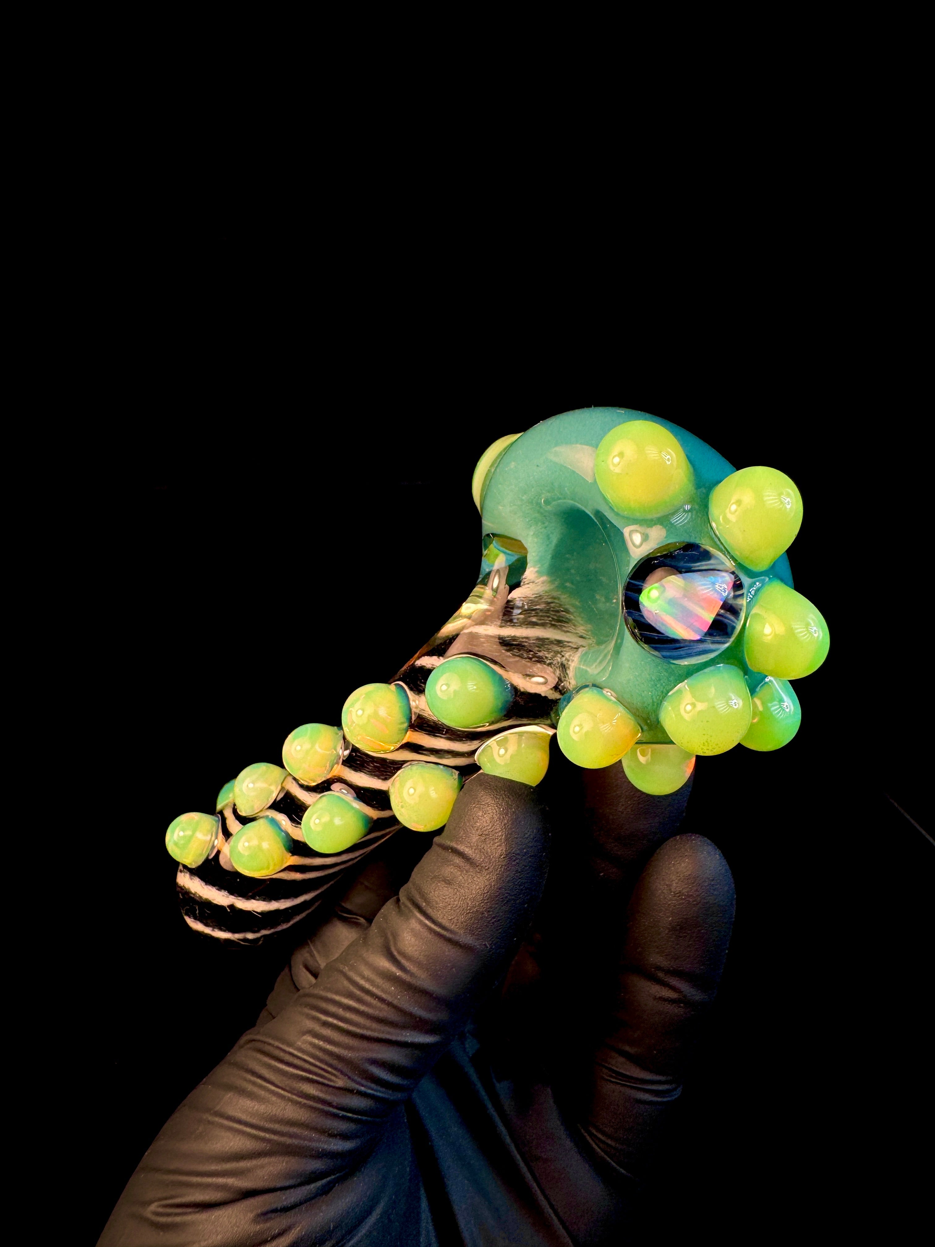 Aqua x jet black striped opal pipe