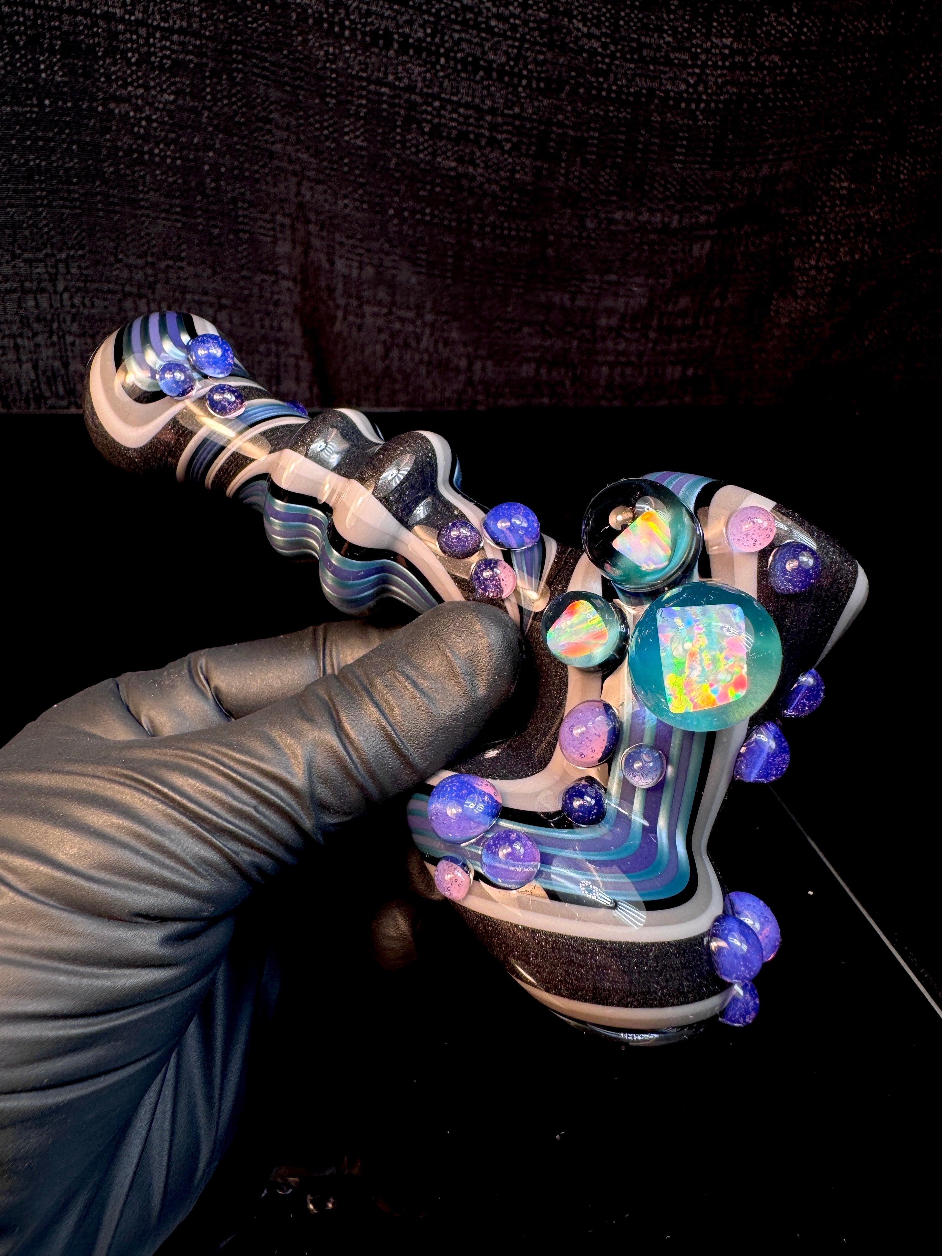 Twisted opal hammer