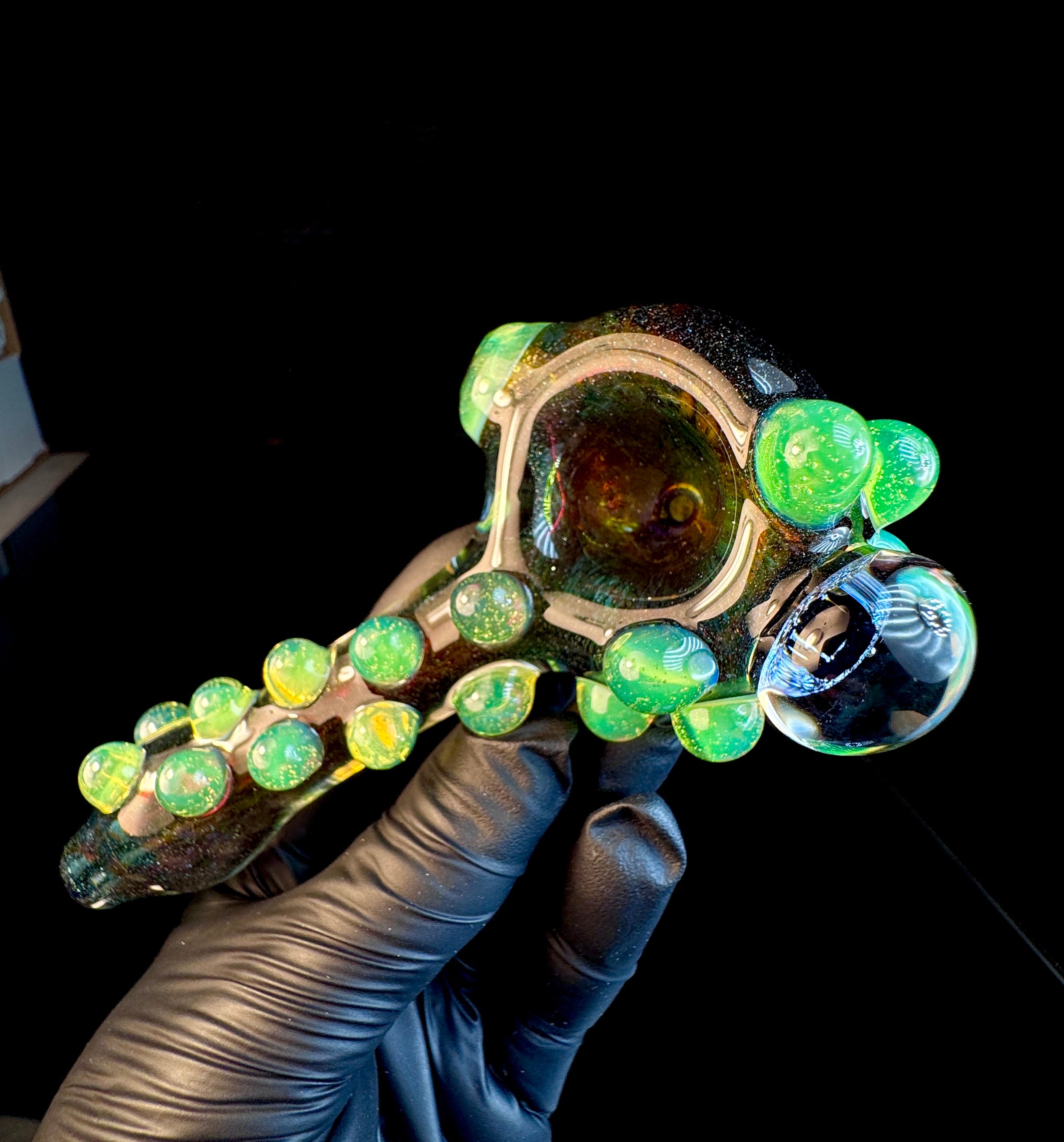 Dichroic Gas mask pipe