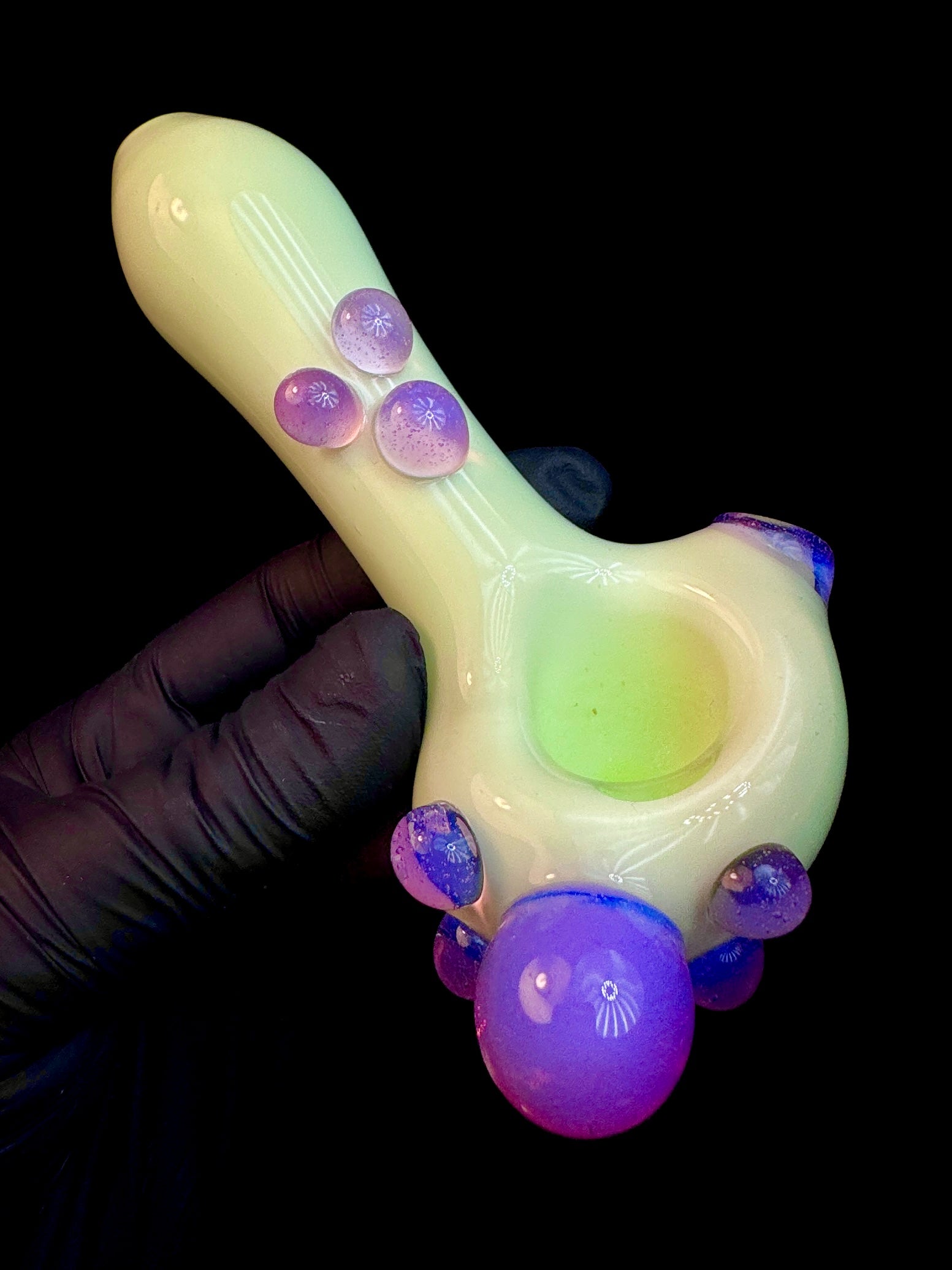 Kiwi x pink slyme dot pipe