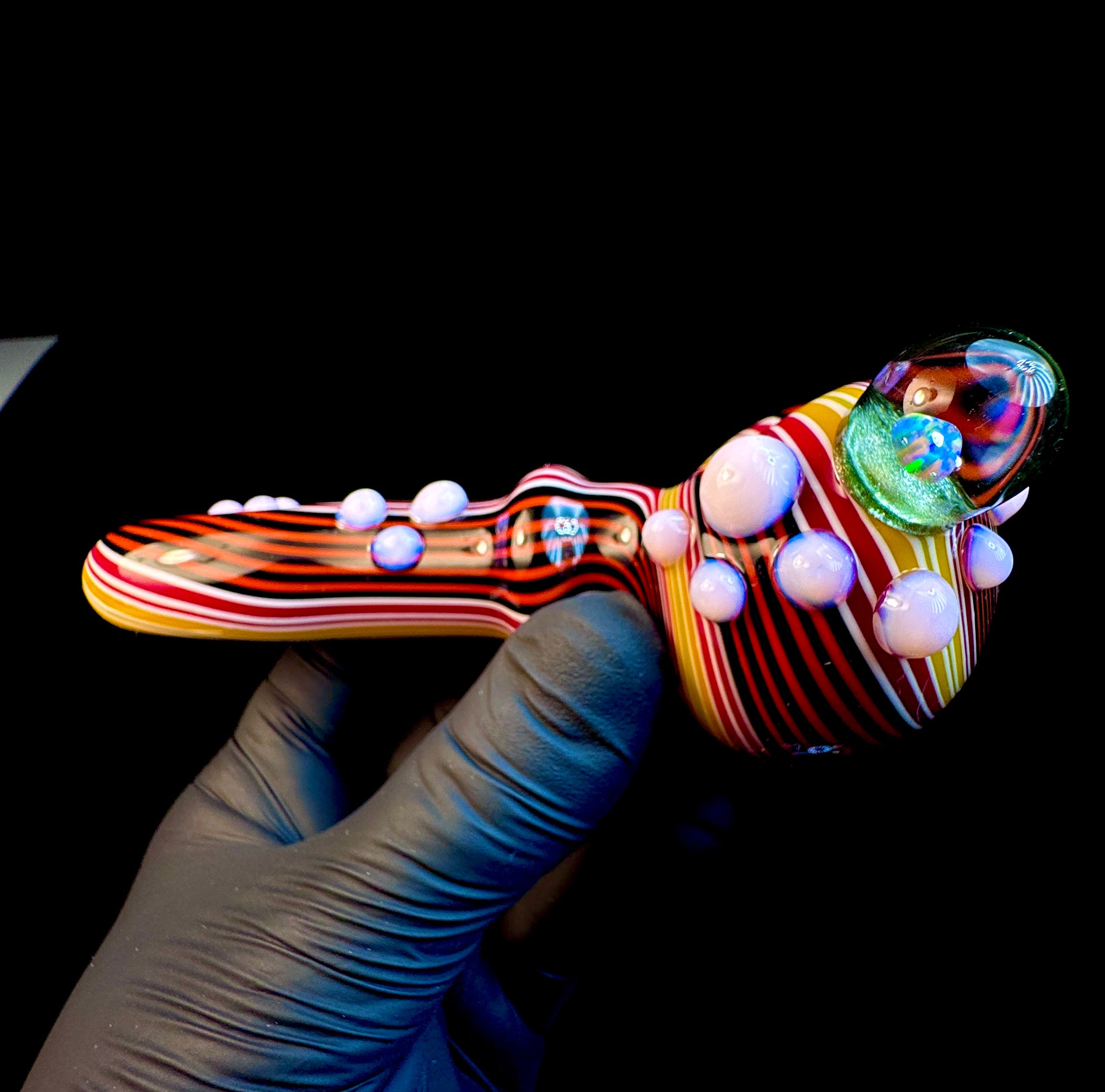 Twisted fire fade opal pipe