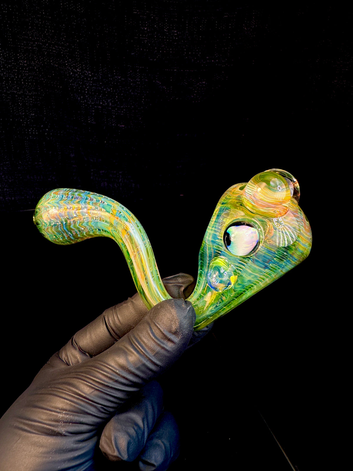 Electric green dark web opal bendy
