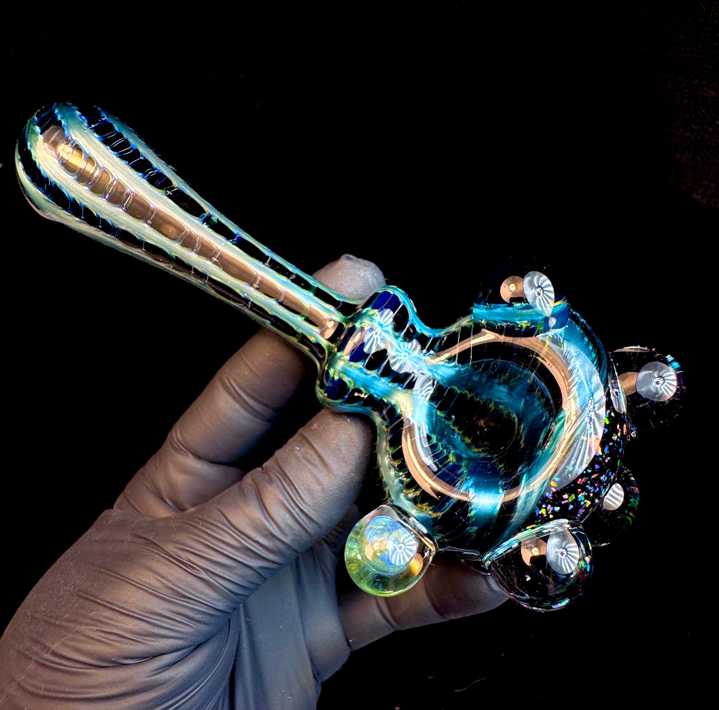 Dark web mushroom cropal opal pipe