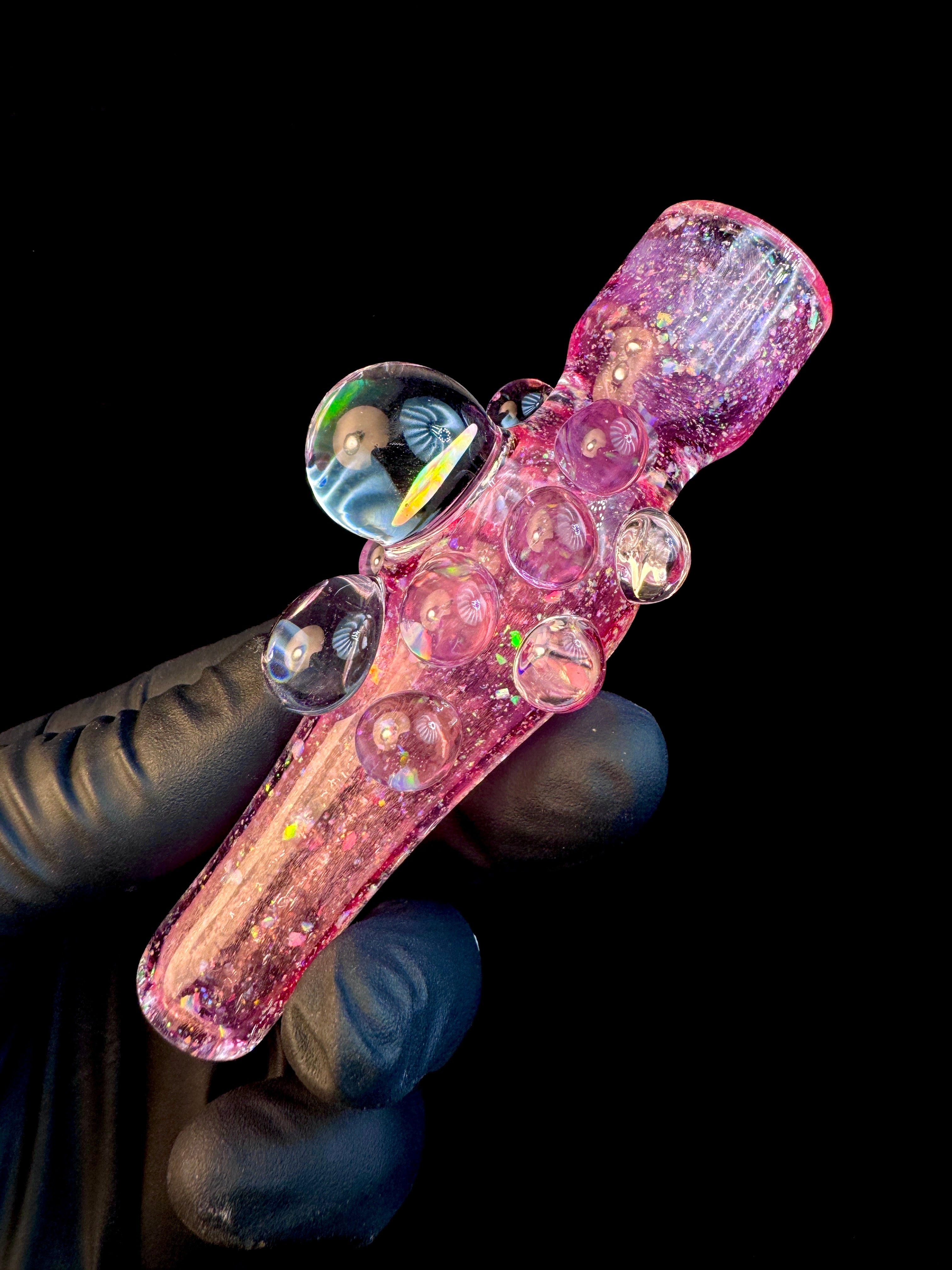 Fusia Icy White Satin cropal opal chillum