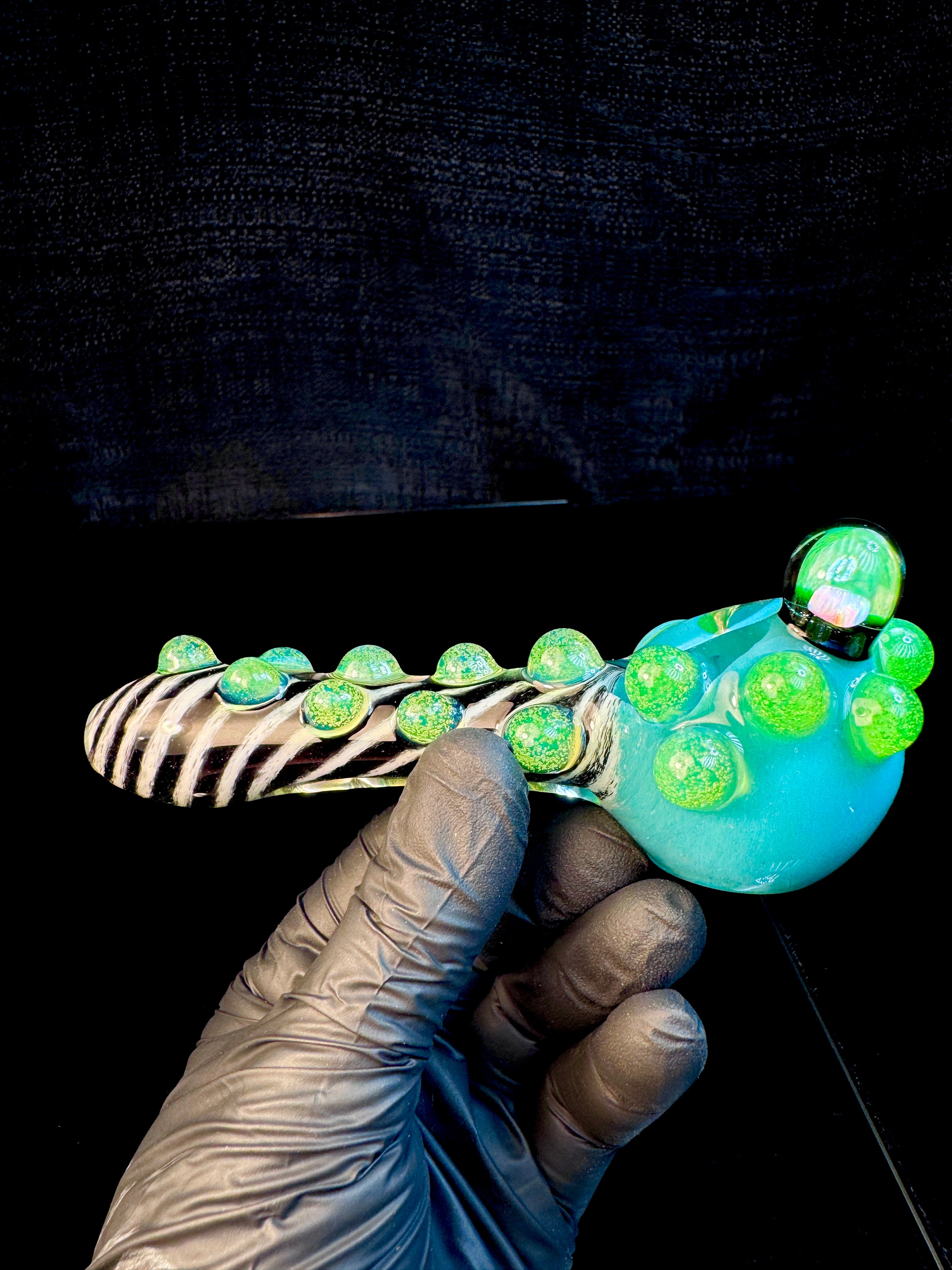 Aqua x jet black striped opal pipe