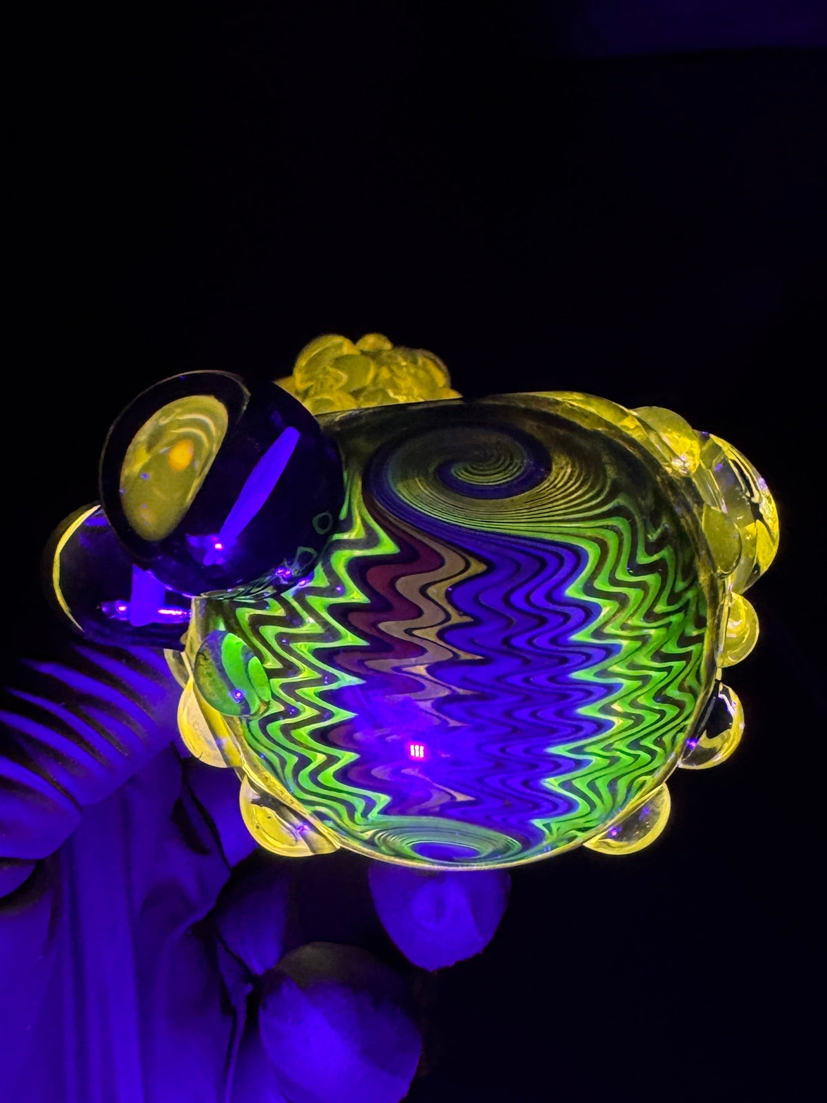 Black Light Cropal wigwag opal pipe