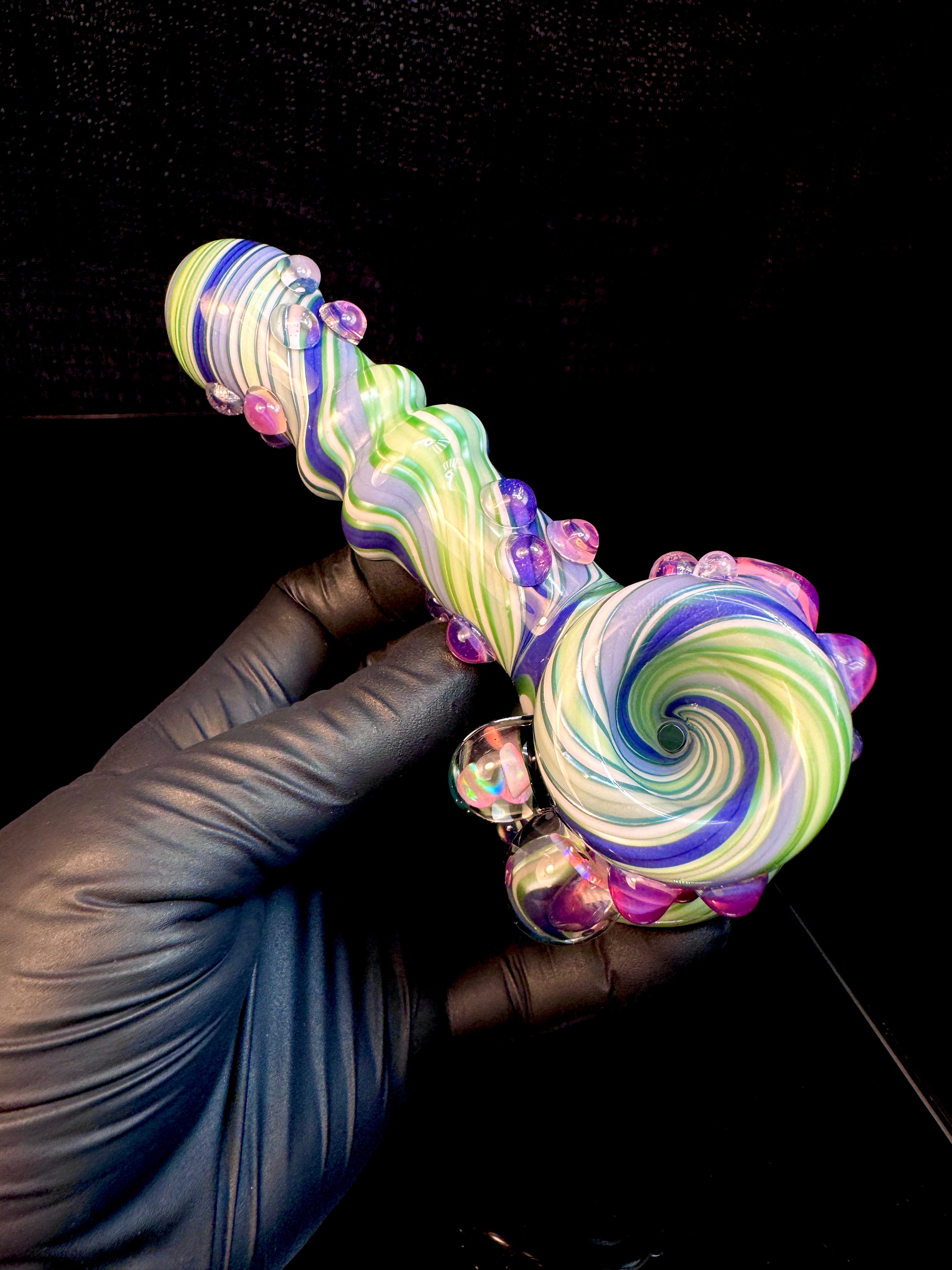 Twisted opal hammer