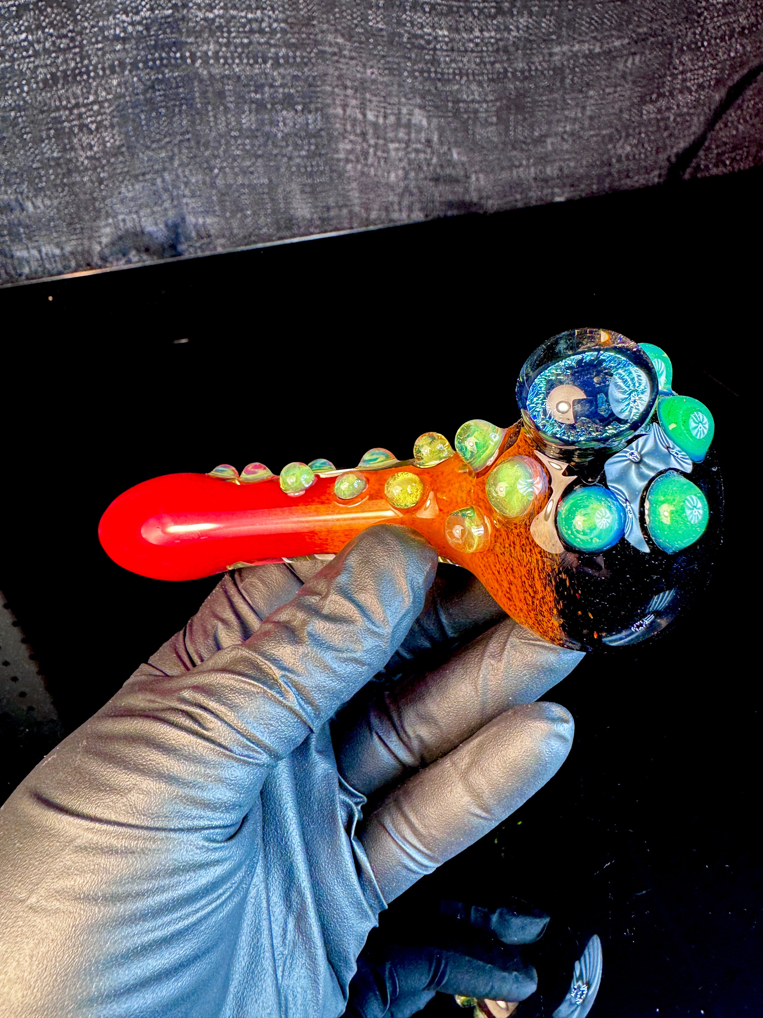 Dichroic hatchetman